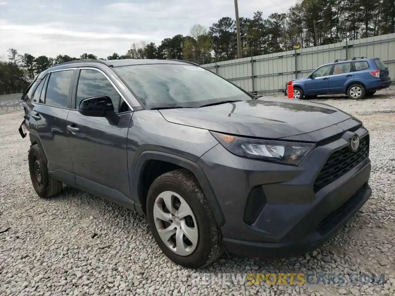 1 Photograph of a damaged car 2T3H1RFV1LC062290 TOYOTA RAV4 2020