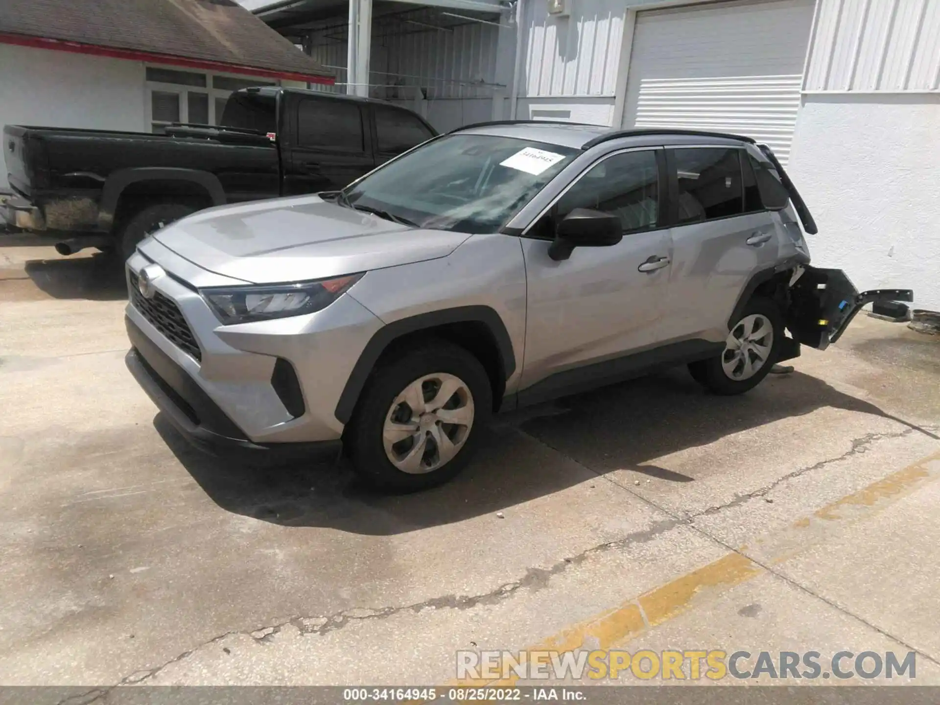 2 Фотография поврежденного автомобиля 2T3H1RFV1LC062323 TOYOTA RAV4 2020