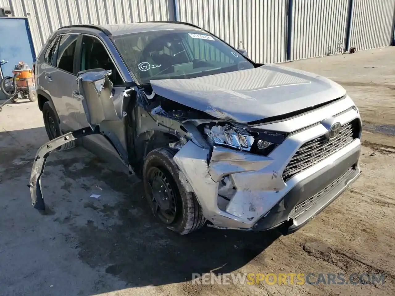 1 Photograph of a damaged car 2T3H1RFV1LC064590 TOYOTA RAV4 2020