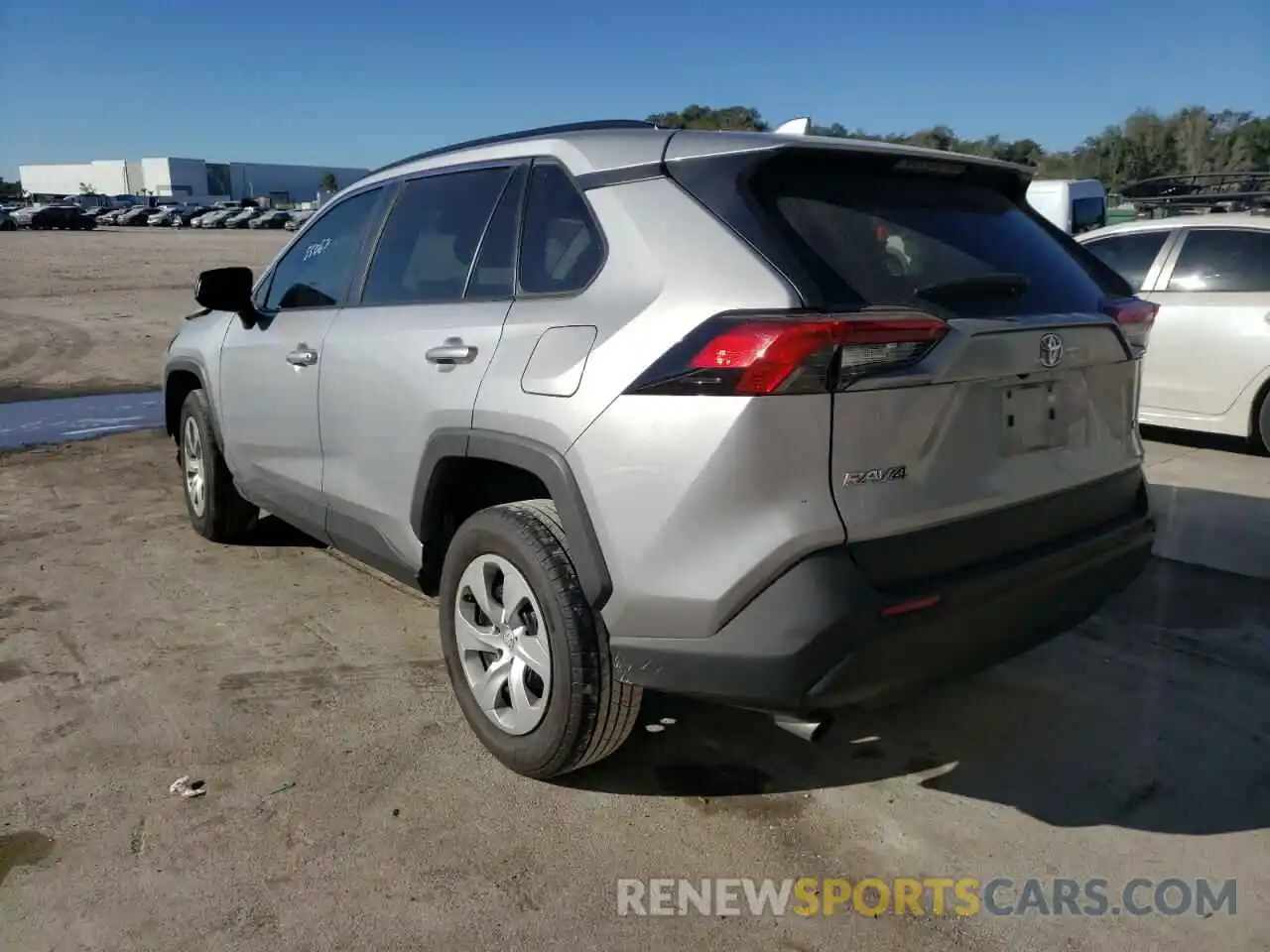 3 Photograph of a damaged car 2T3H1RFV1LC064590 TOYOTA RAV4 2020