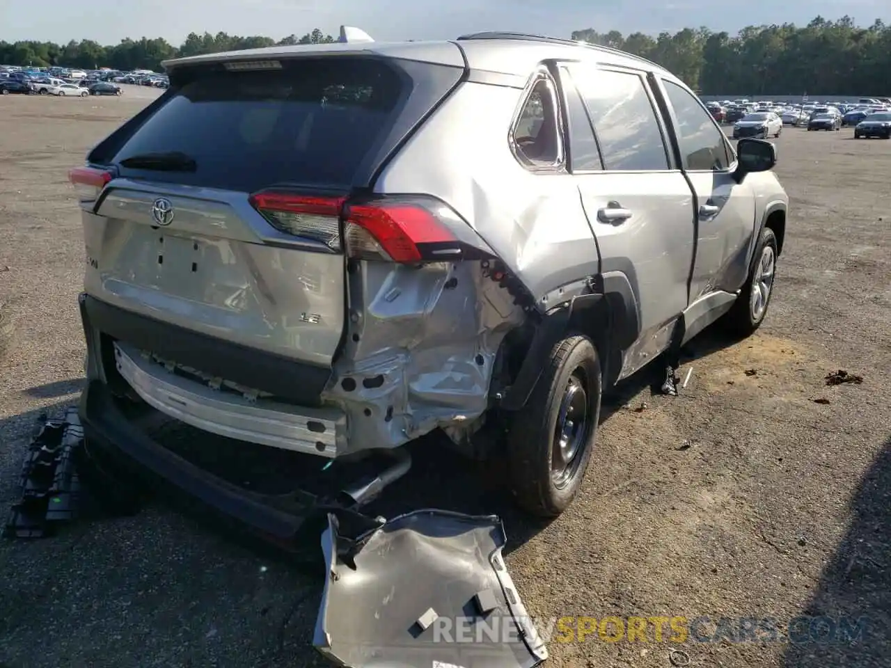 4 Photograph of a damaged car 2T3H1RFV1LC065254 TOYOTA RAV4 2020