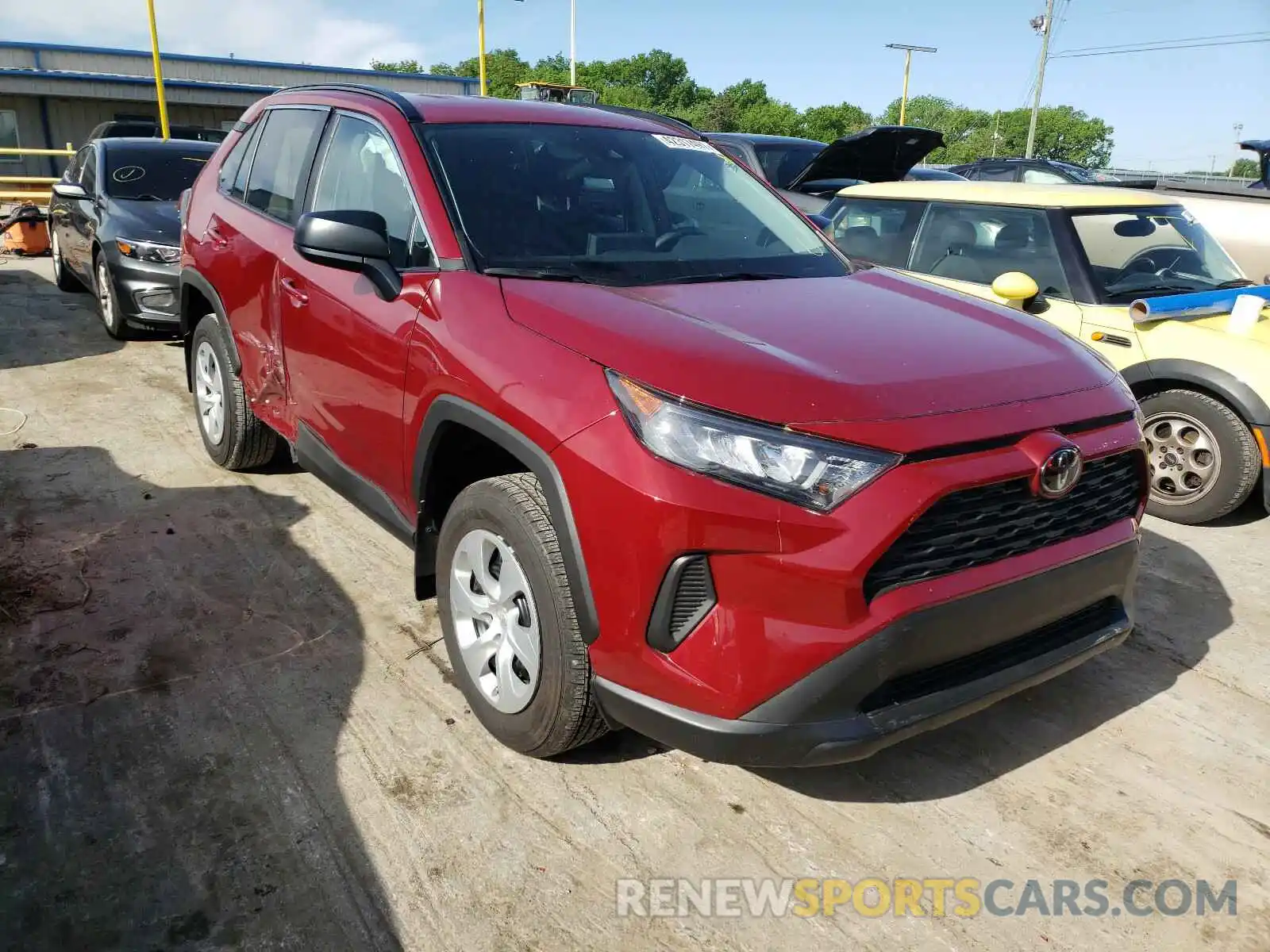 1 Photograph of a damaged car 2T3H1RFV1LC075444 TOYOTA RAV4 2020