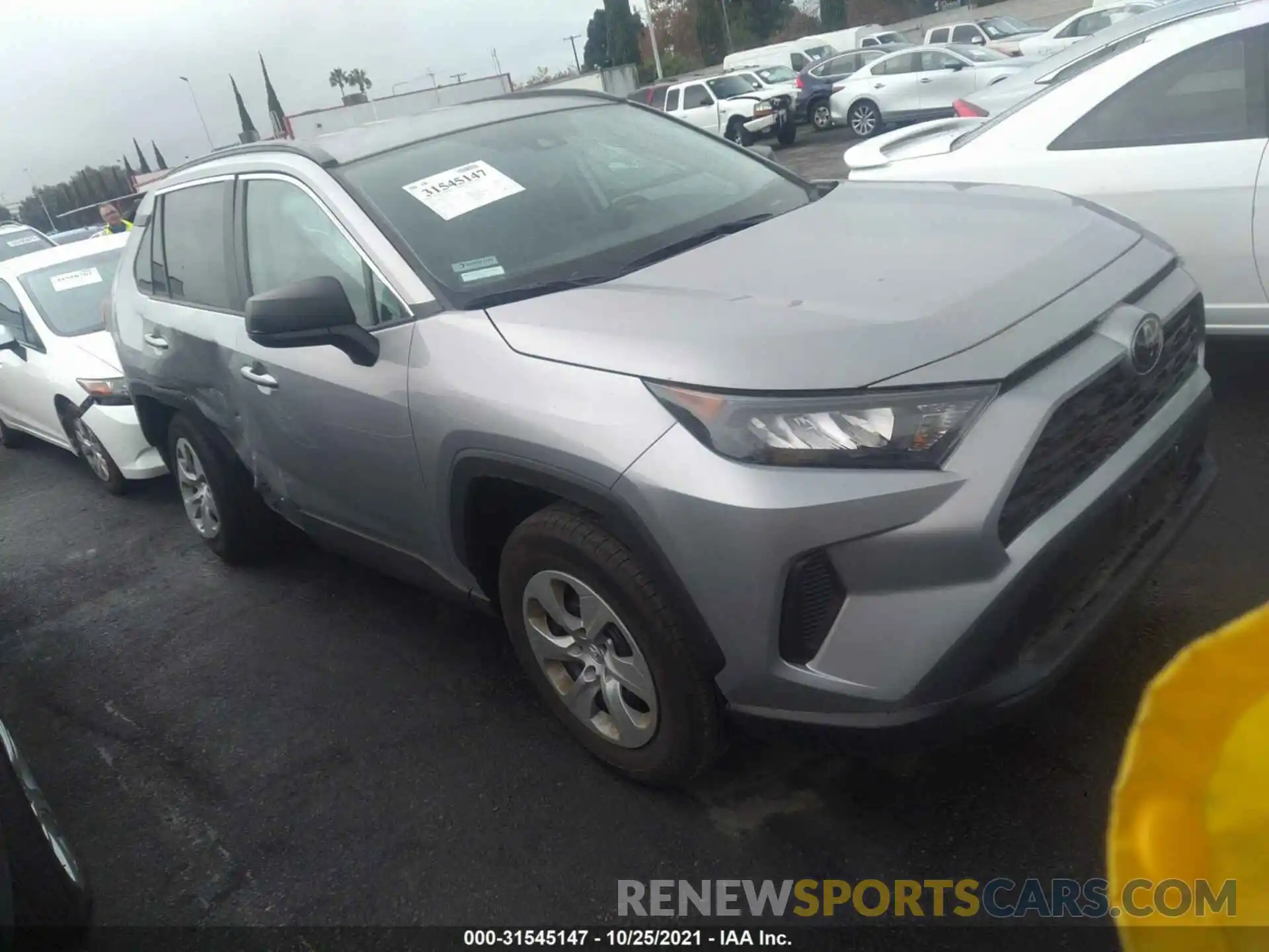 1 Фотография поврежденного автомобиля 2T3H1RFV1LW081775 TOYOTA RAV4 2020