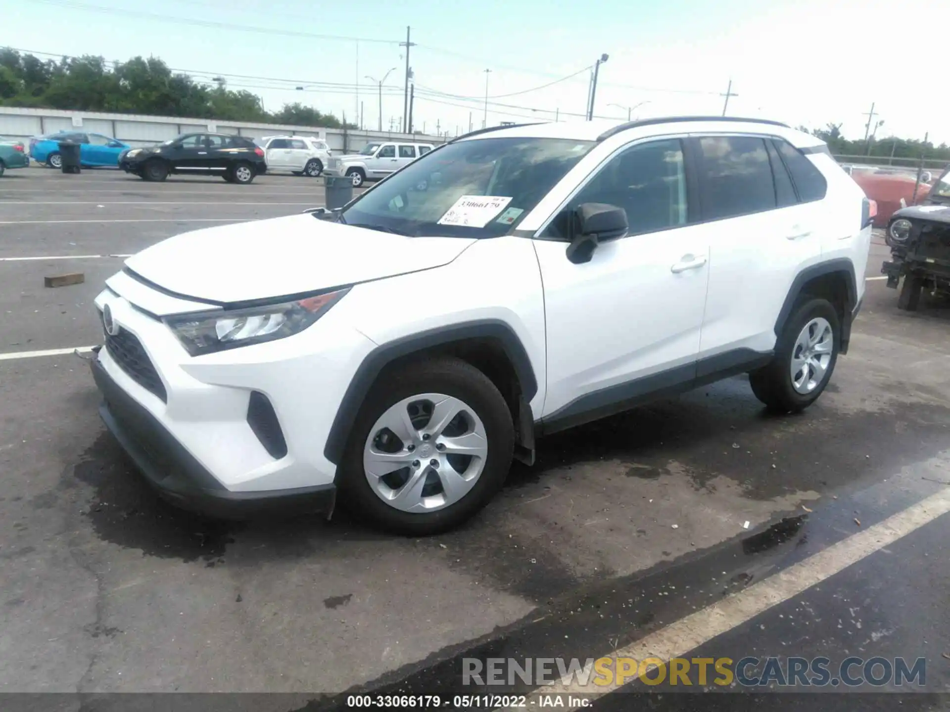 2 Photograph of a damaged car 2T3H1RFV1LW085468 TOYOTA RAV4 2020