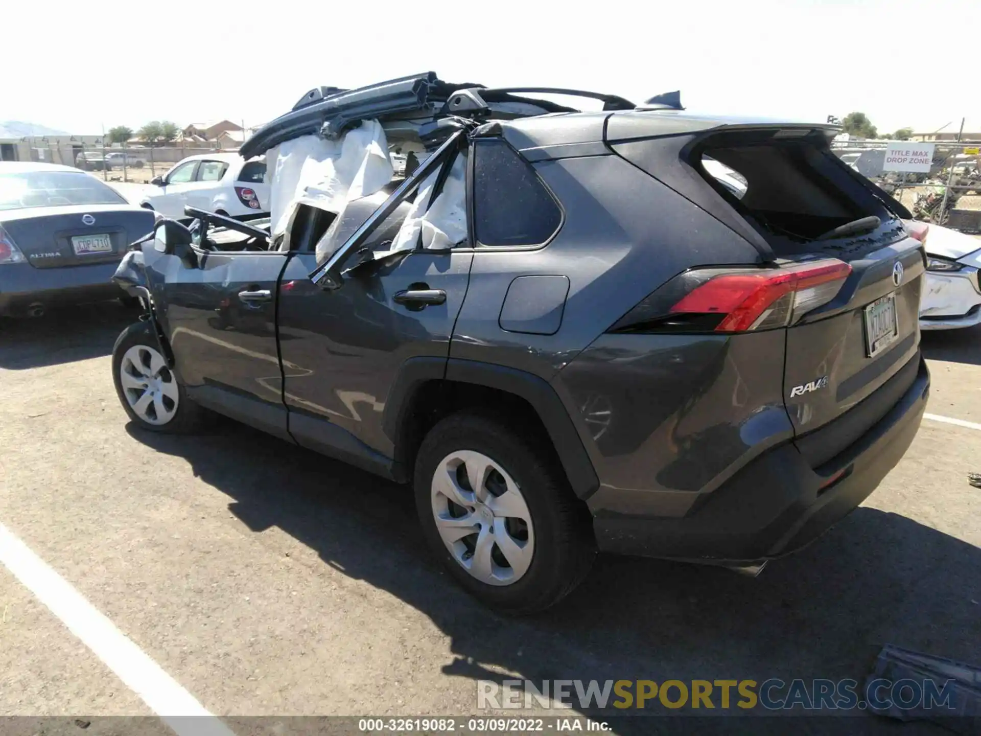 3 Photograph of a damaged car 2T3H1RFV1LW092209 TOYOTA RAV4 2020