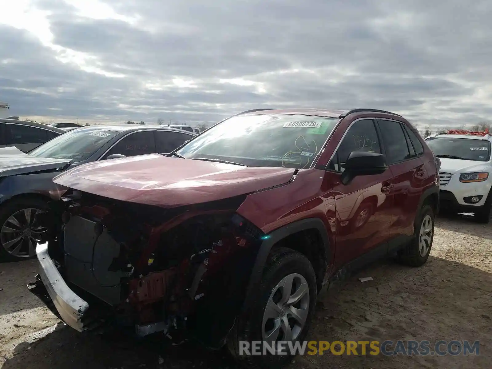 2 Photograph of a damaged car 2T3H1RFV1LW093229 TOYOTA RAV4 2020