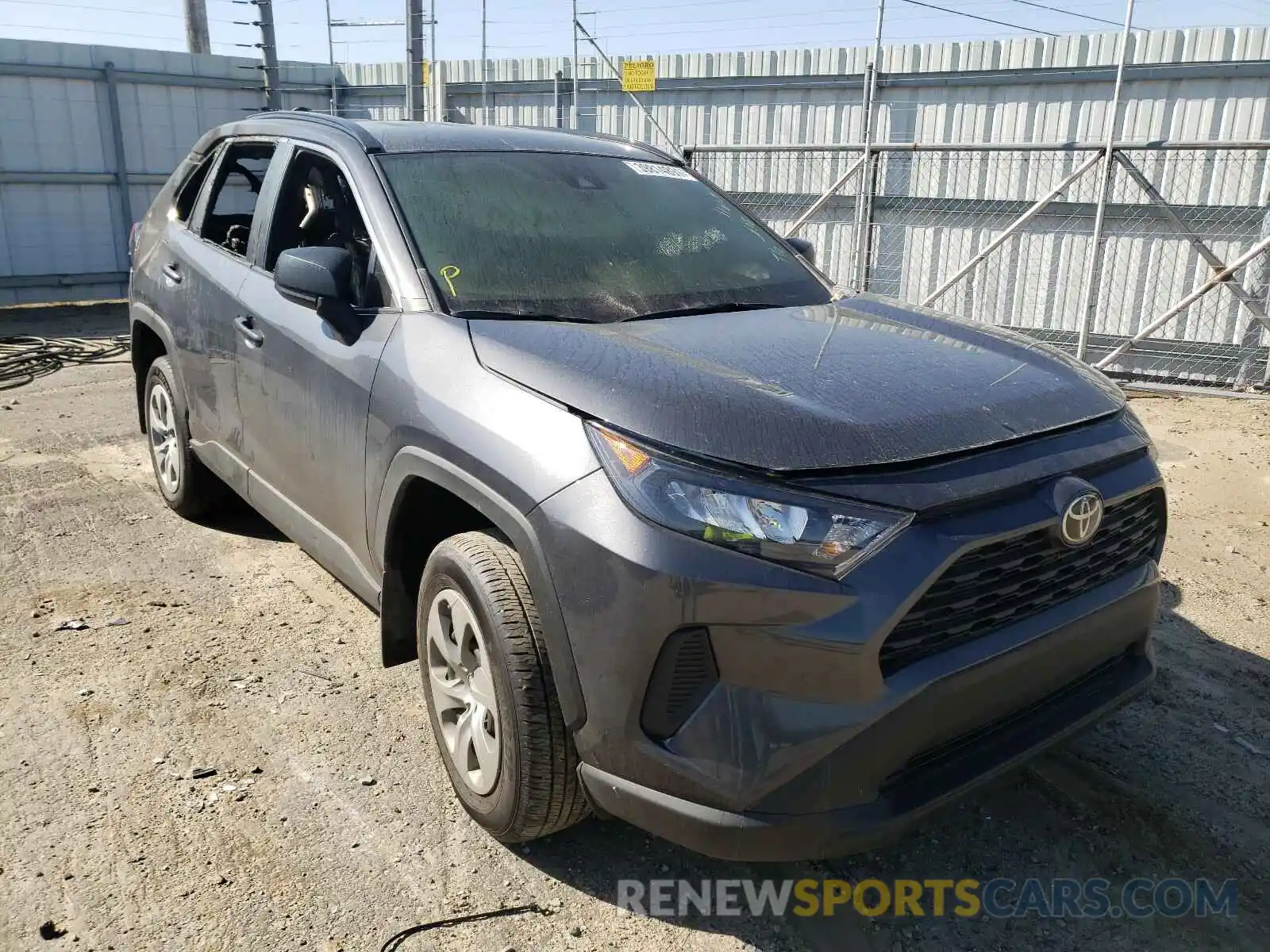 1 Photograph of a damaged car 2T3H1RFV1LW101913 TOYOTA RAV4 2020