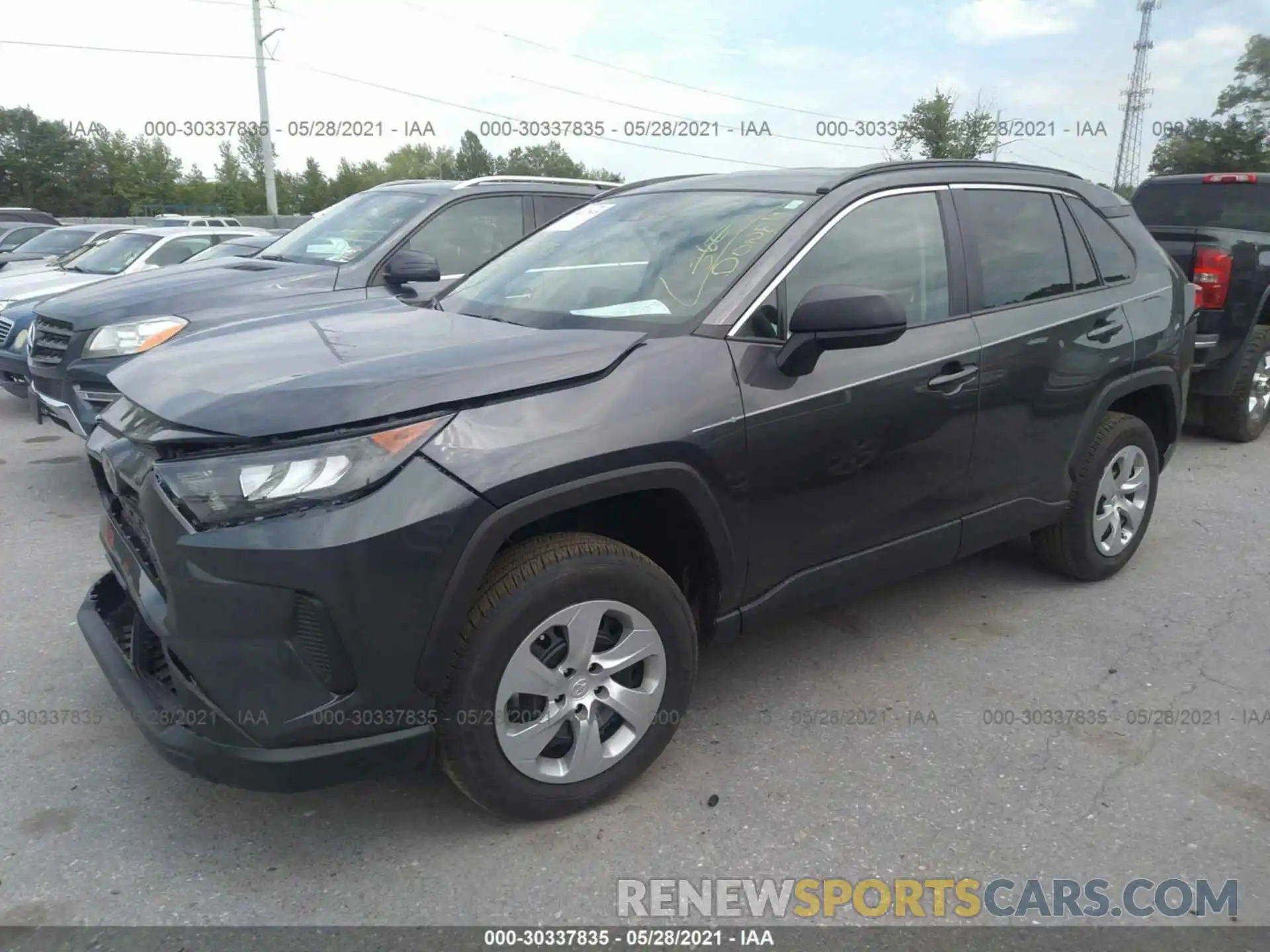 2 Photograph of a damaged car 2T3H1RFV1LW103581 TOYOTA RAV4 2020