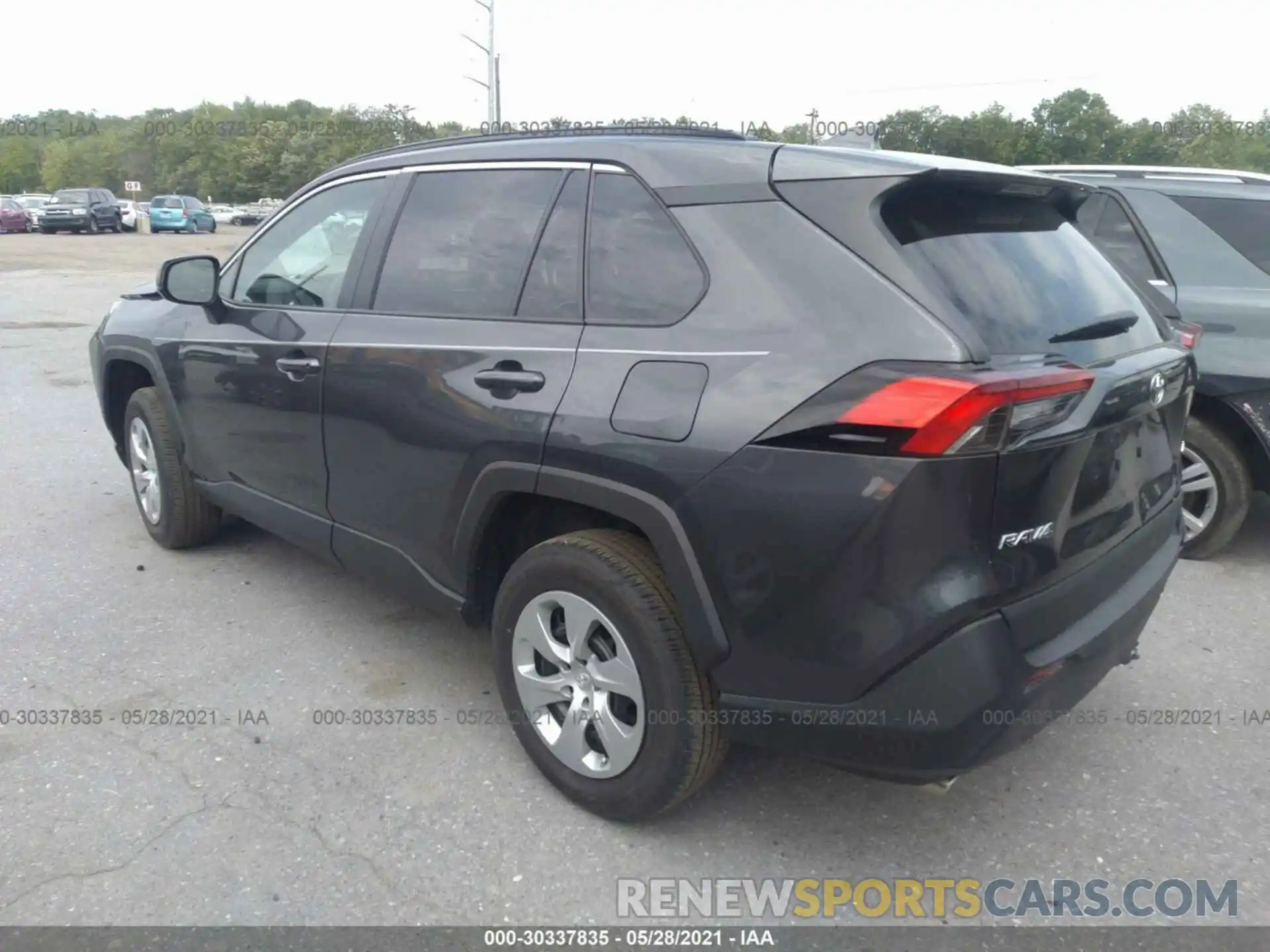 3 Photograph of a damaged car 2T3H1RFV1LW103581 TOYOTA RAV4 2020