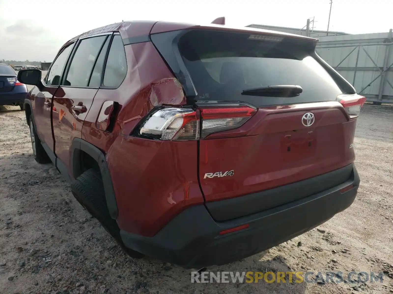 3 Photograph of a damaged car 2T3H1RFV2LC035194 TOYOTA RAV4 2020