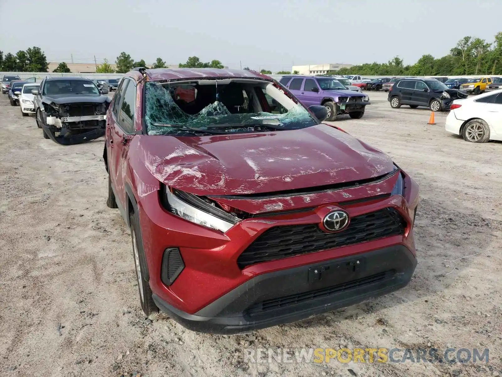 9 Photograph of a damaged car 2T3H1RFV2LC035194 TOYOTA RAV4 2020