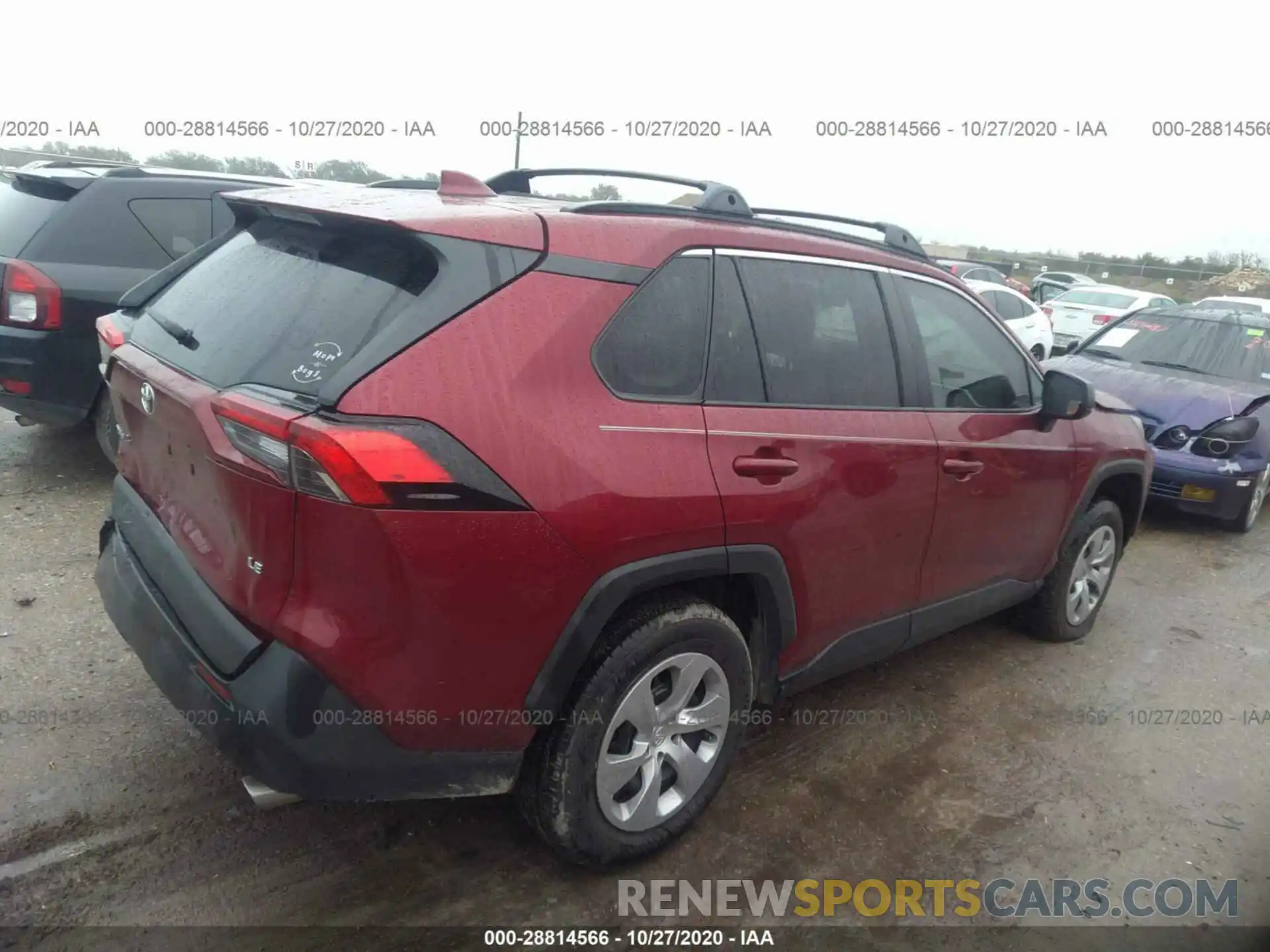 4 Photograph of a damaged car 2T3H1RFV2LC035633 TOYOTA RAV4 2020