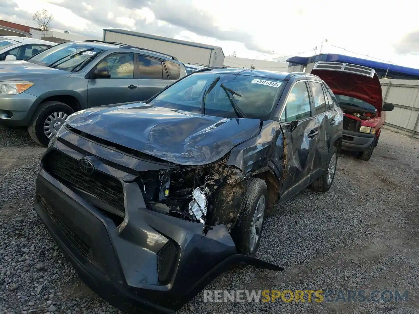 2 Photograph of a damaged car 2T3H1RFV2LC039620 TOYOTA RAV4 2020