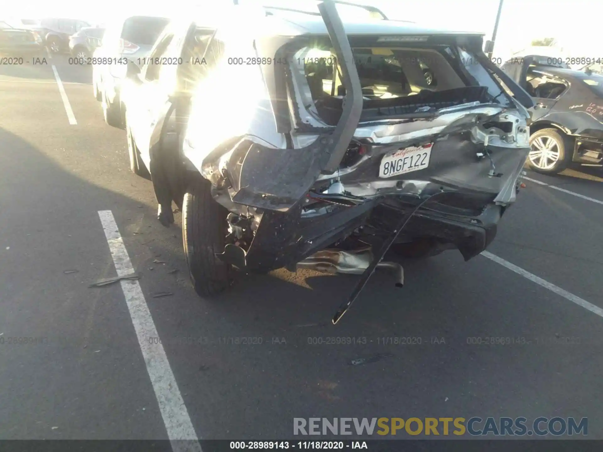 6 Photograph of a damaged car 2T3H1RFV2LC039777 TOYOTA RAV4 2020