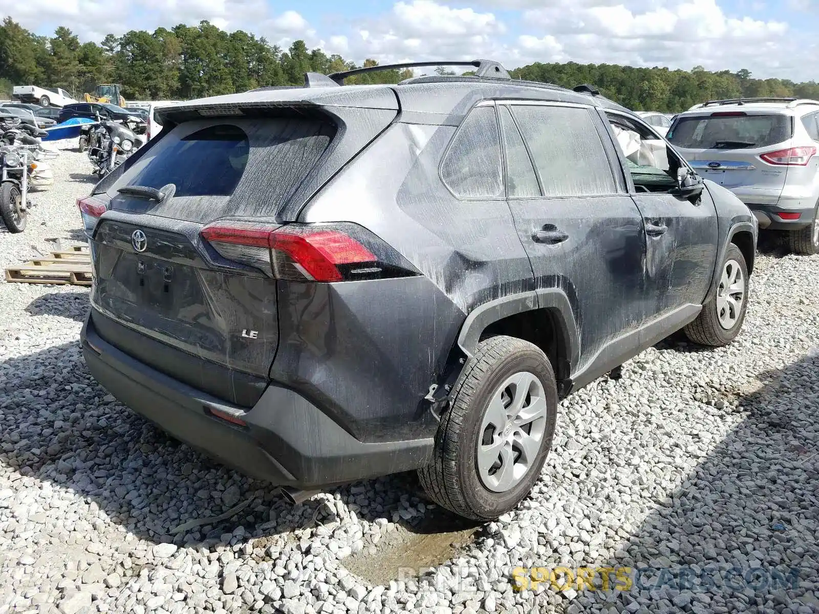 4 Photograph of a damaged car 2T3H1RFV2LC042744 TOYOTA RAV4 2020