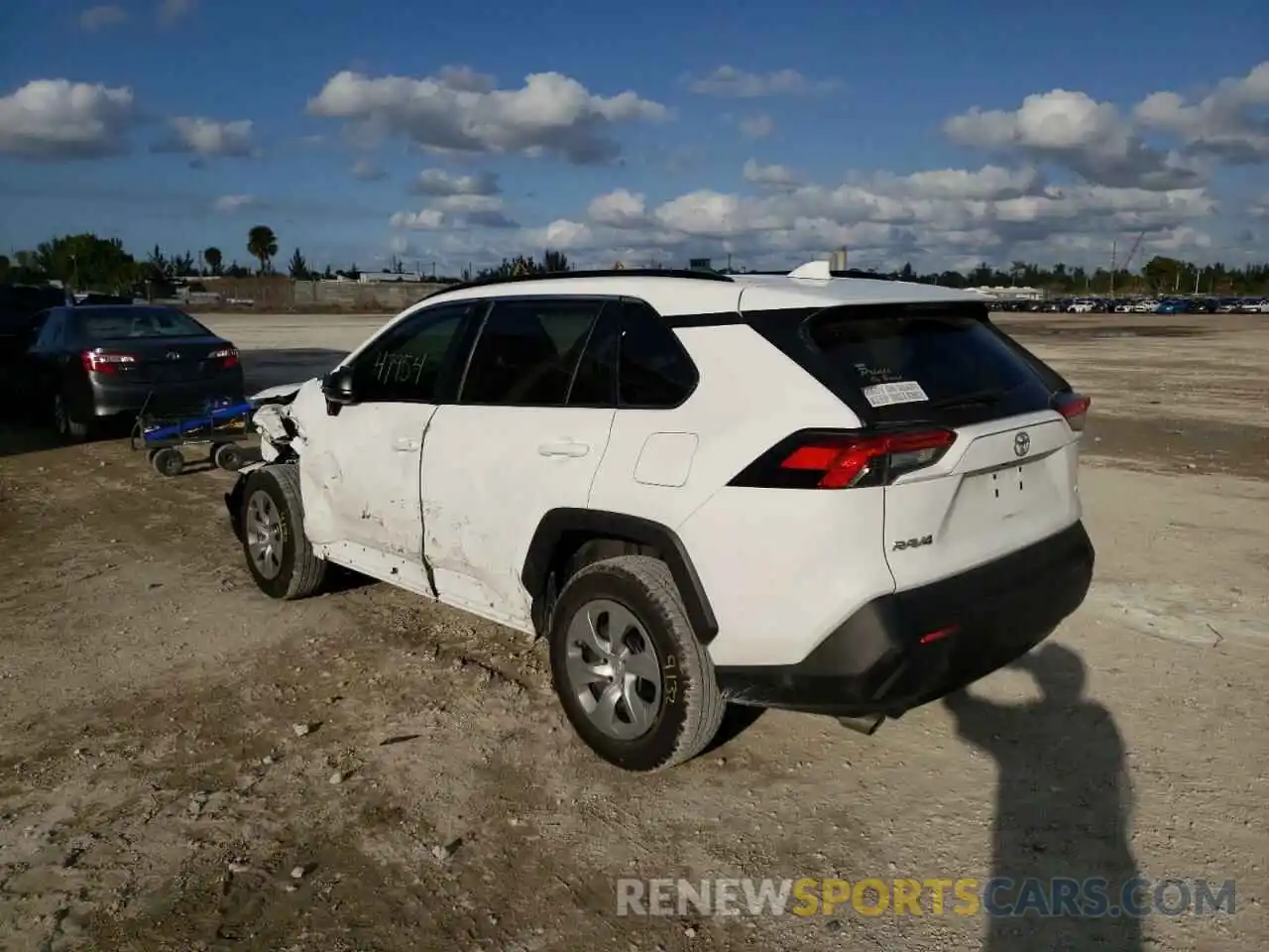 3 Photograph of a damaged car 2T3H1RFV2LC044493 TOYOTA RAV4 2020