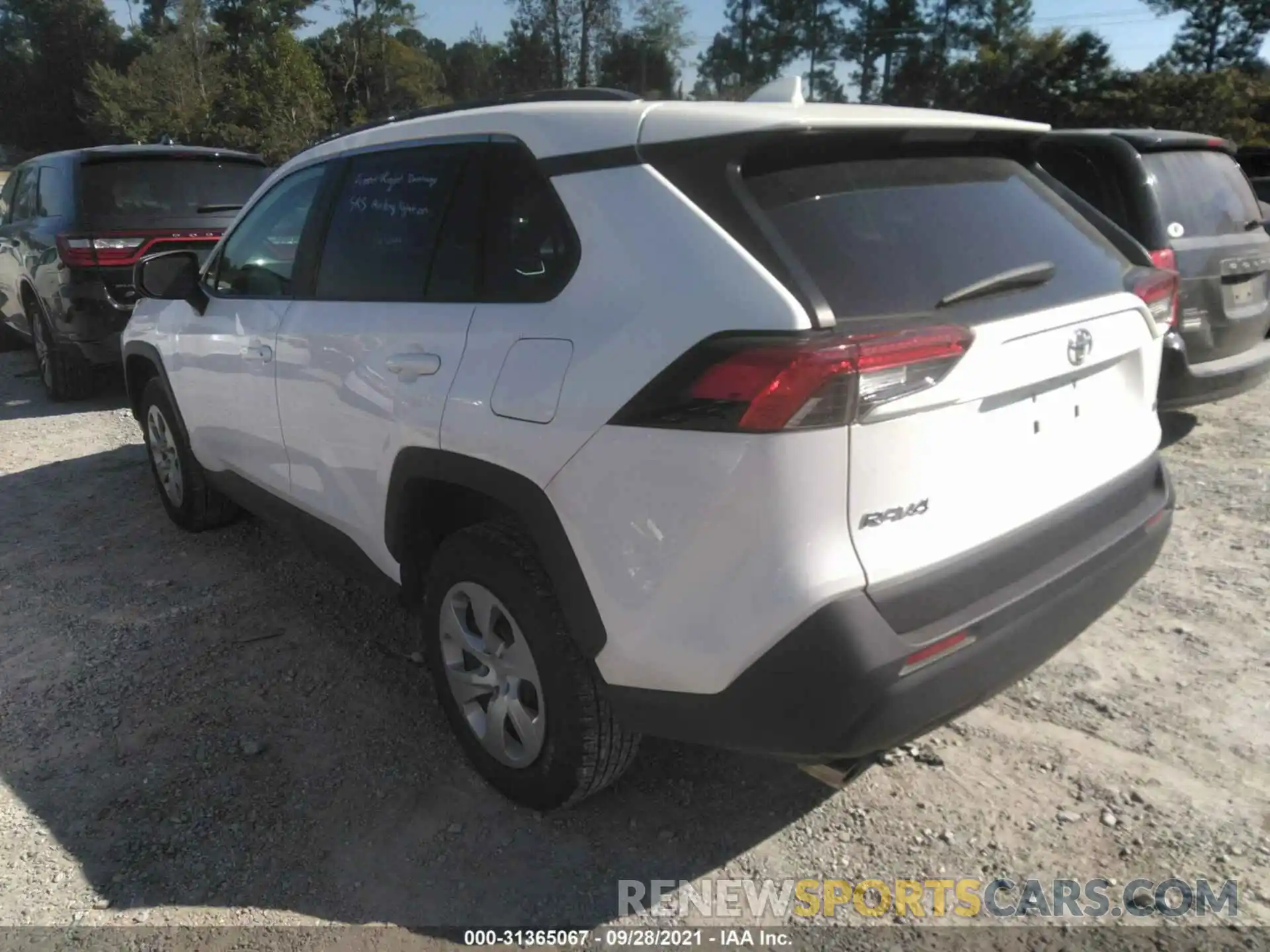 3 Photograph of a damaged car 2T3H1RFV2LC050990 TOYOTA RAV4 2020