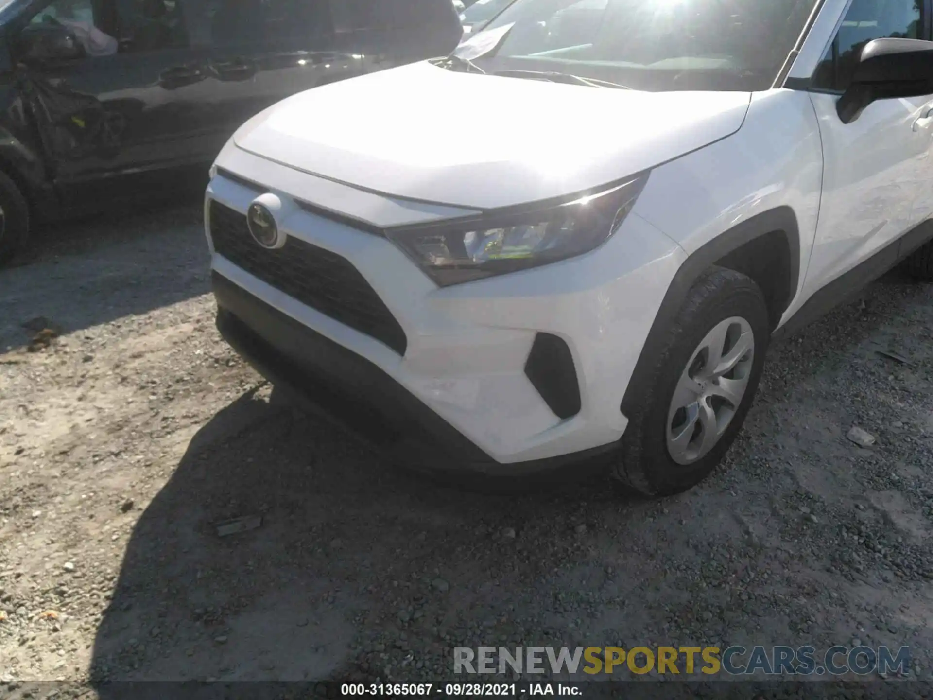 6 Фотография поврежденного автомобиля 2T3H1RFV2LC050990 TOYOTA RAV4 2020