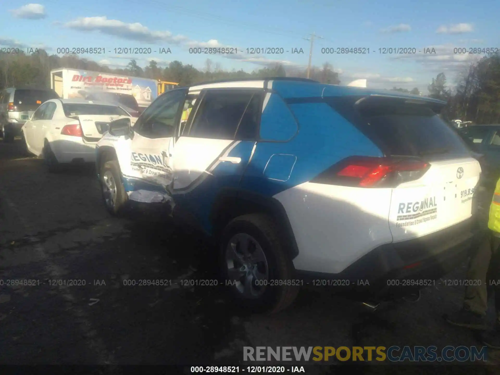 3 Photograph of a damaged car 2T3H1RFV2LC066946 TOYOTA RAV4 2020