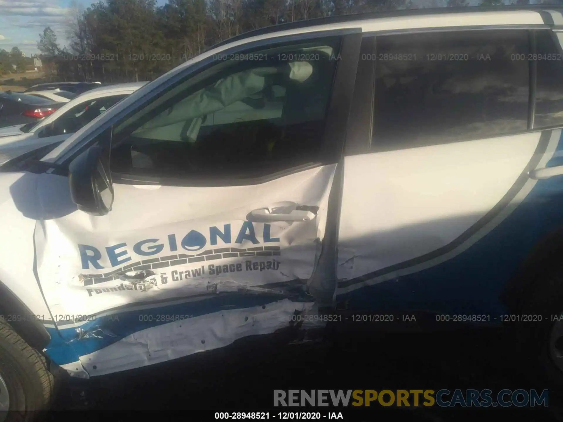 6 Photograph of a damaged car 2T3H1RFV2LC066946 TOYOTA RAV4 2020