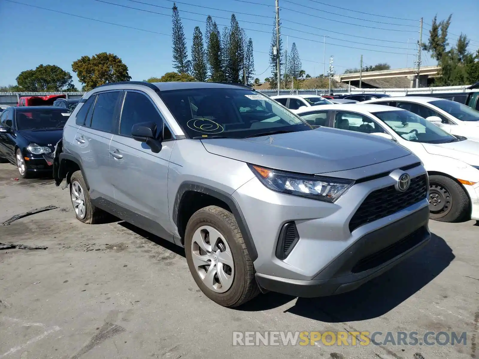 1 Photograph of a damaged car 2T3H1RFV2LC079003 TOYOTA RAV4 2020