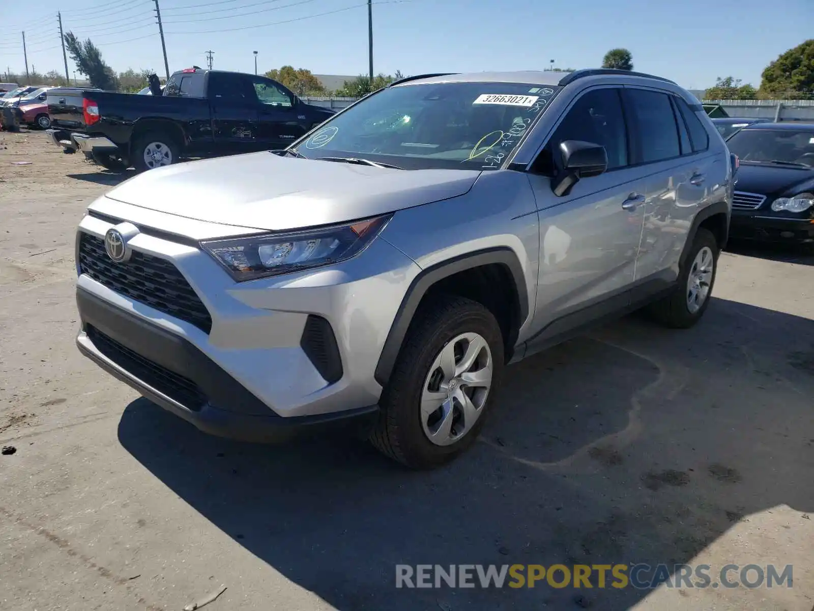 2 Photograph of a damaged car 2T3H1RFV2LC079003 TOYOTA RAV4 2020