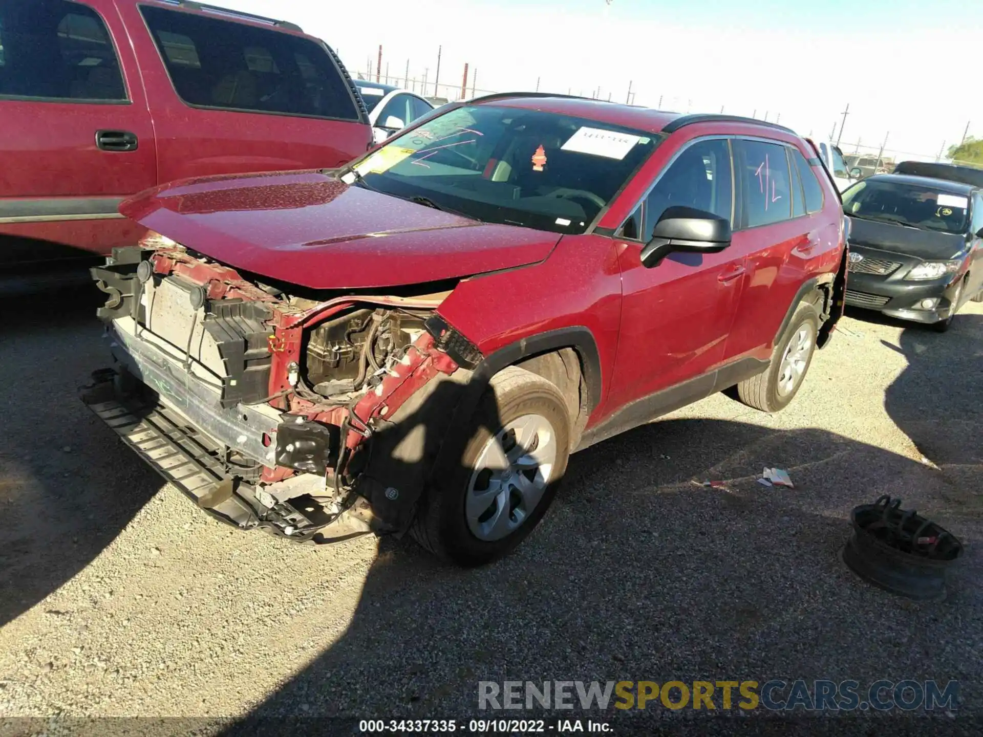 2 Photograph of a damaged car 2T3H1RFV2LC080149 TOYOTA RAV4 2020