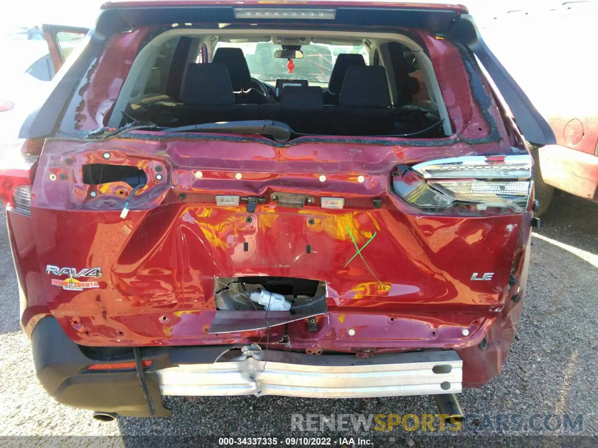 6 Photograph of a damaged car 2T3H1RFV2LC080149 TOYOTA RAV4 2020