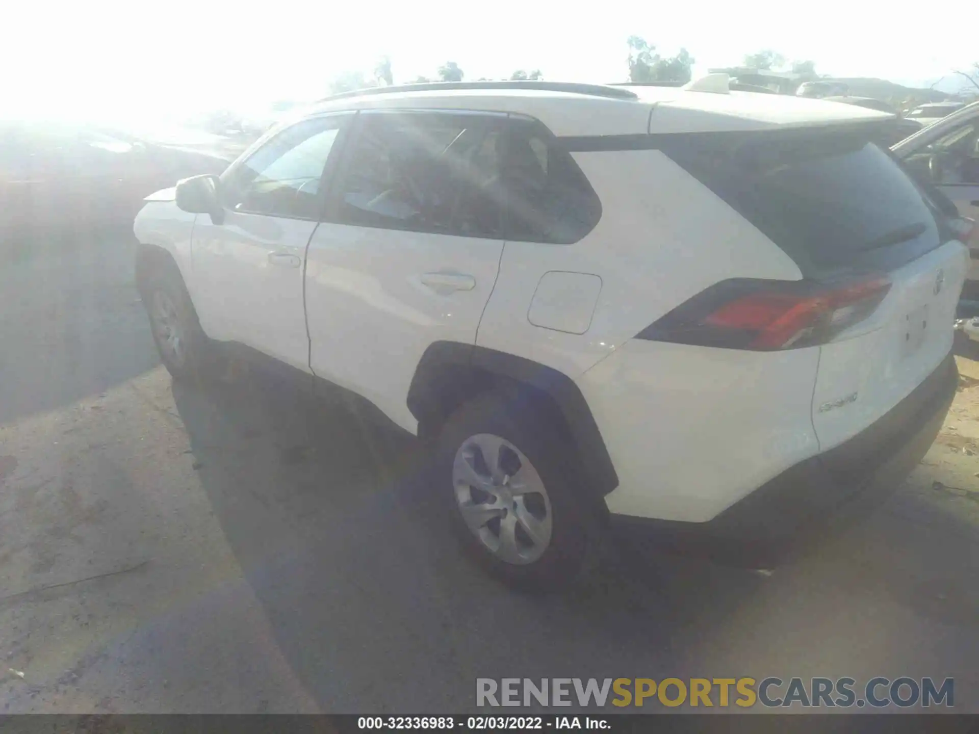 3 Photograph of a damaged car 2T3H1RFV2LC085299 TOYOTA RAV4 2020