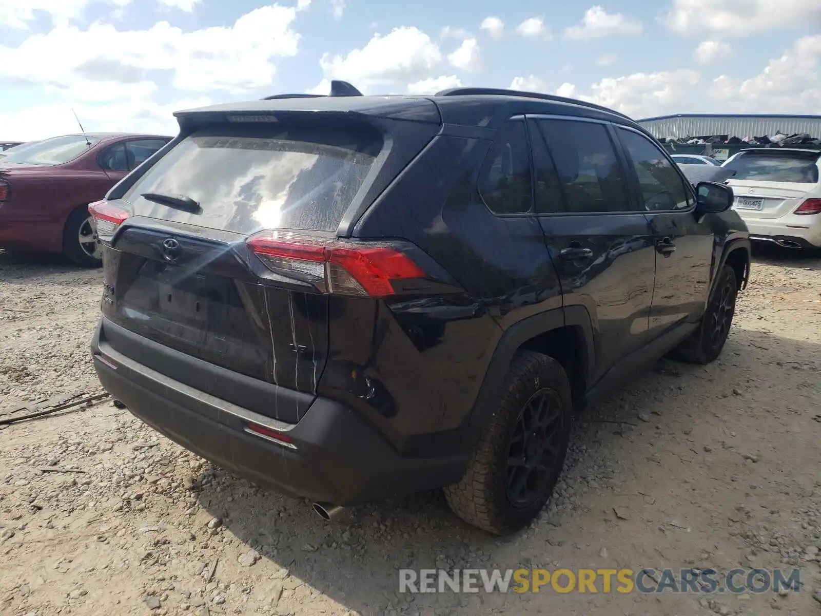 4 Photograph of a damaged car 2T3H1RFV2LW069294 TOYOTA RAV4 2020