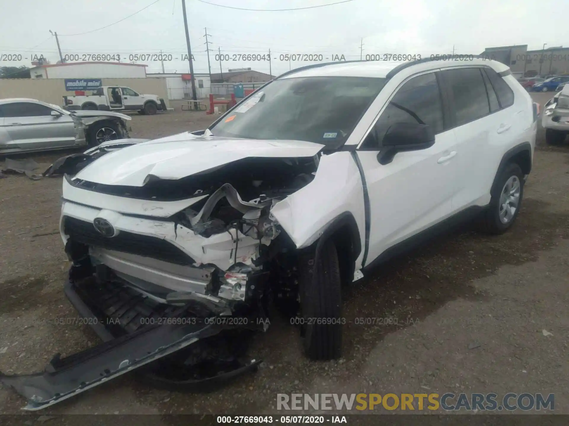 2 Photograph of a damaged car 2T3H1RFV3LC033793 TOYOTA RAV4 2020