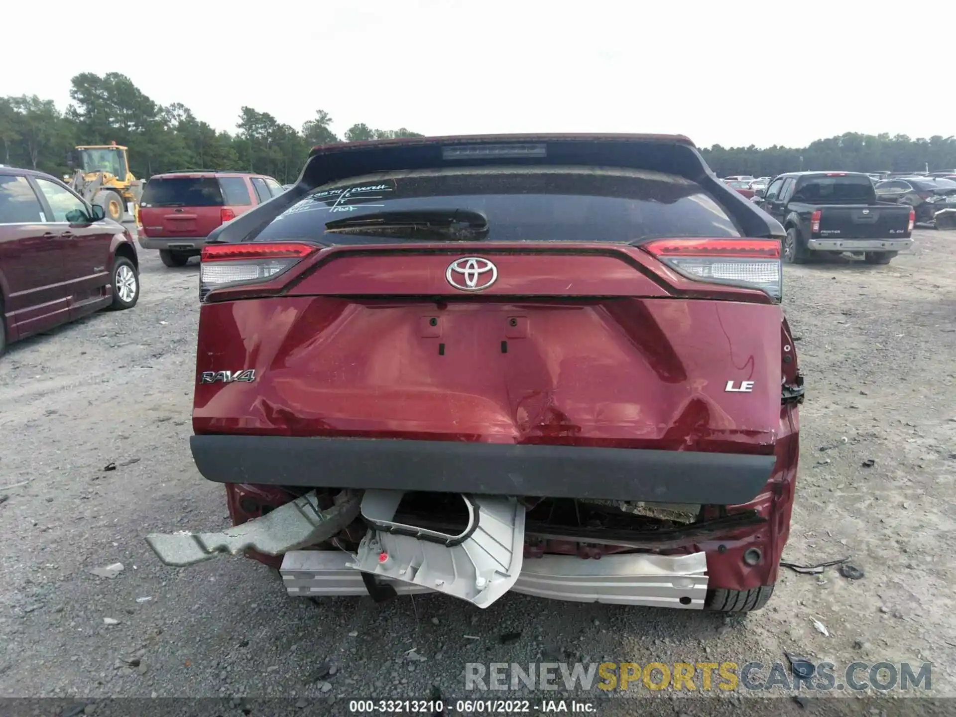 6 Photograph of a damaged car 2T3H1RFV3LC041666 TOYOTA RAV4 2020