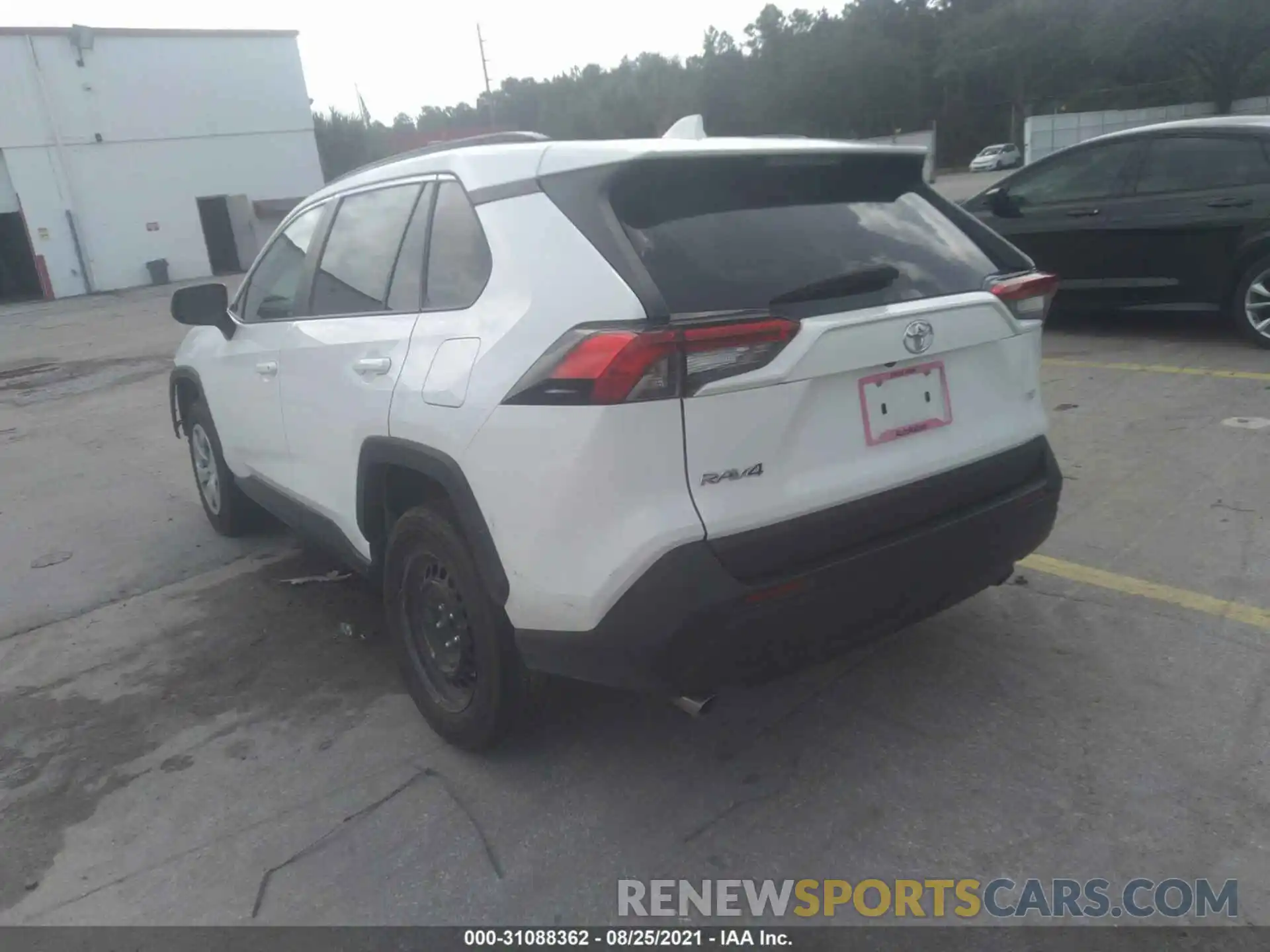 3 Photograph of a damaged car 2T3H1RFV3LC041716 TOYOTA RAV4 2020