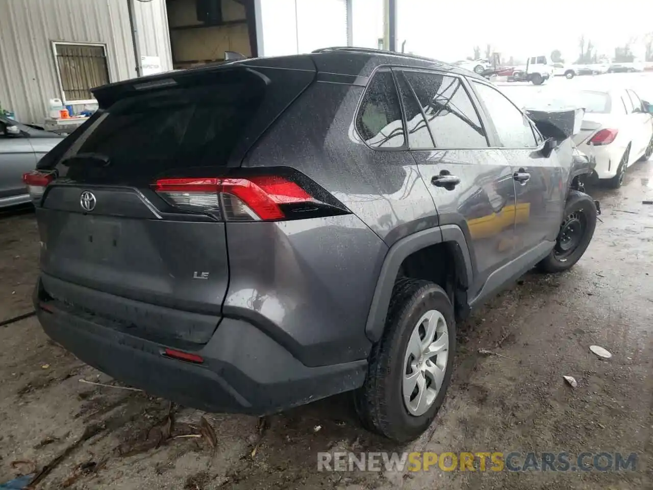 4 Photograph of a damaged car 2T3H1RFV3LC045281 TOYOTA RAV4 2020