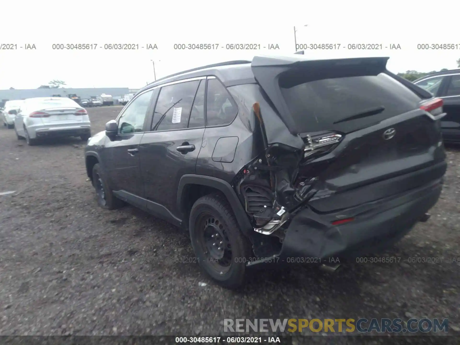 3 Фотография поврежденного автомобиля 2T3H1RFV3LC047709 TOYOTA RAV4 2020