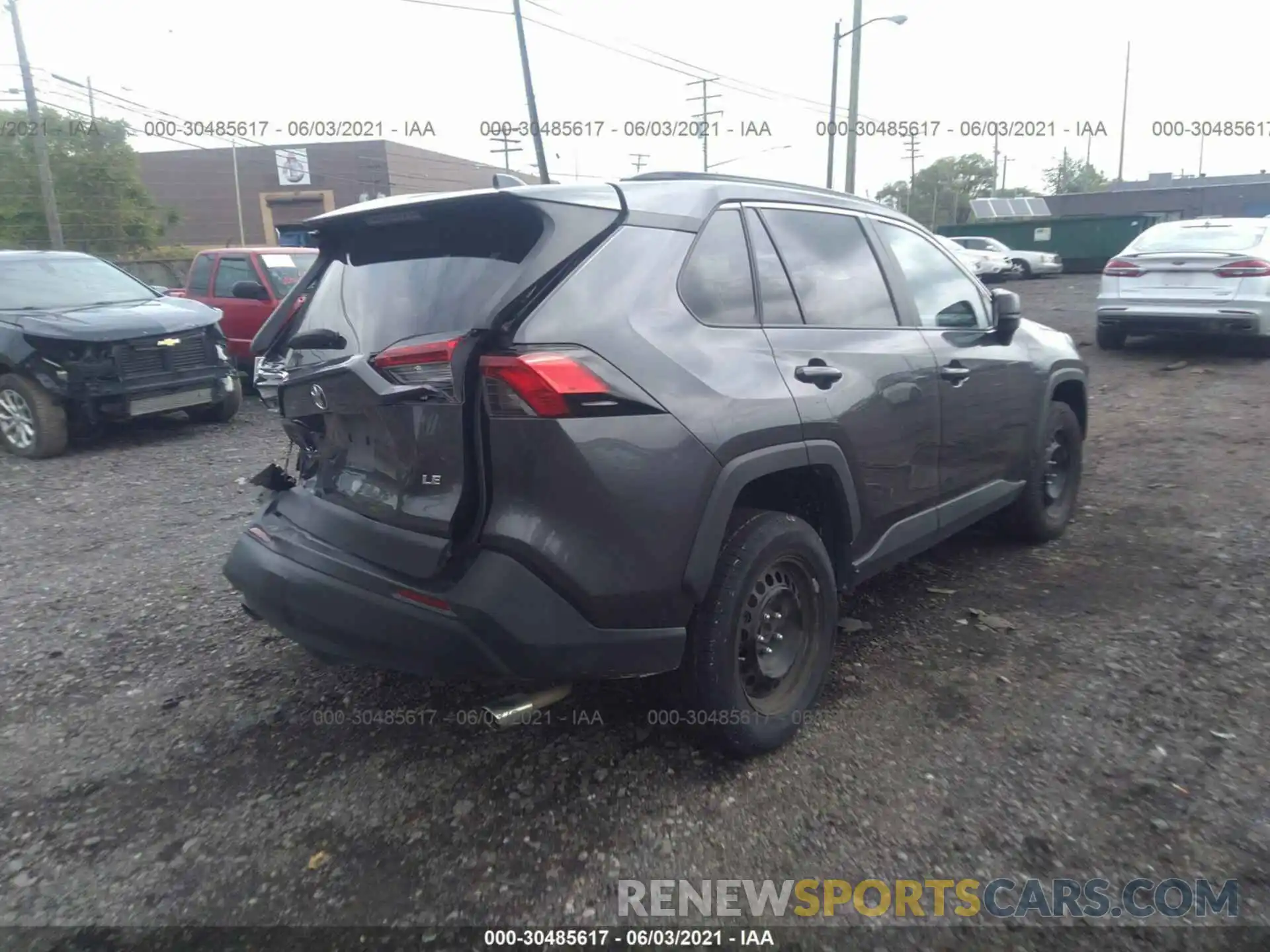 4 Photograph of a damaged car 2T3H1RFV3LC047709 TOYOTA RAV4 2020