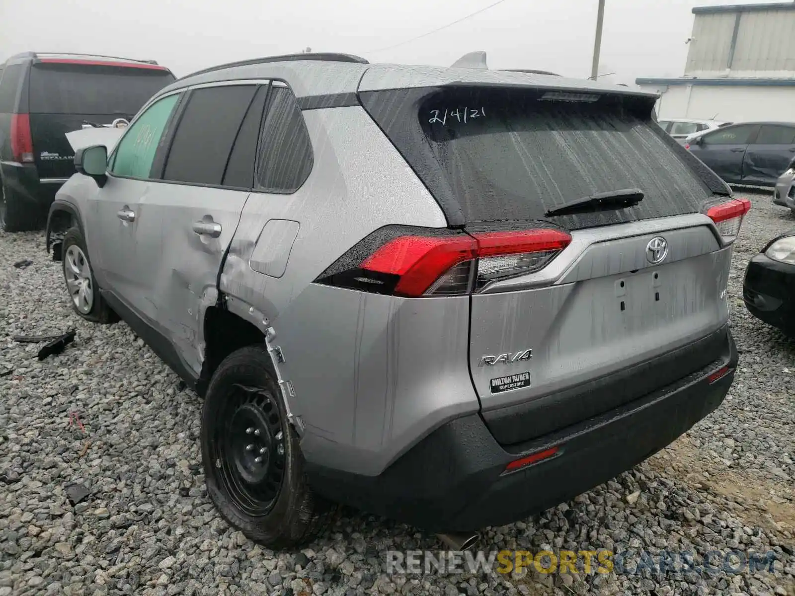 3 Photograph of a damaged car 2T3H1RFV3LC064557 TOYOTA RAV4 2020