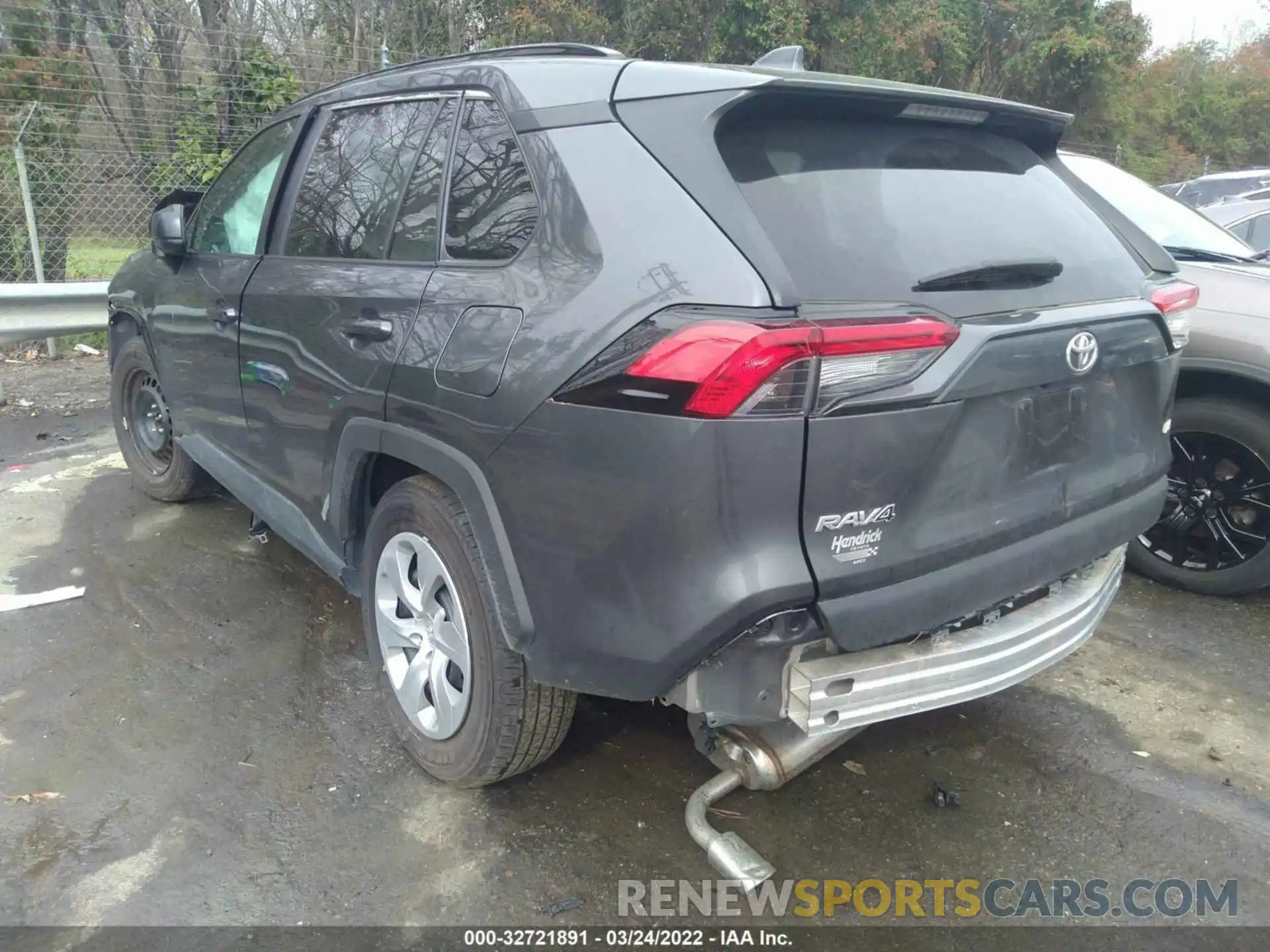 3 Photograph of a damaged car 2T3H1RFV3LC064882 TOYOTA RAV4 2020