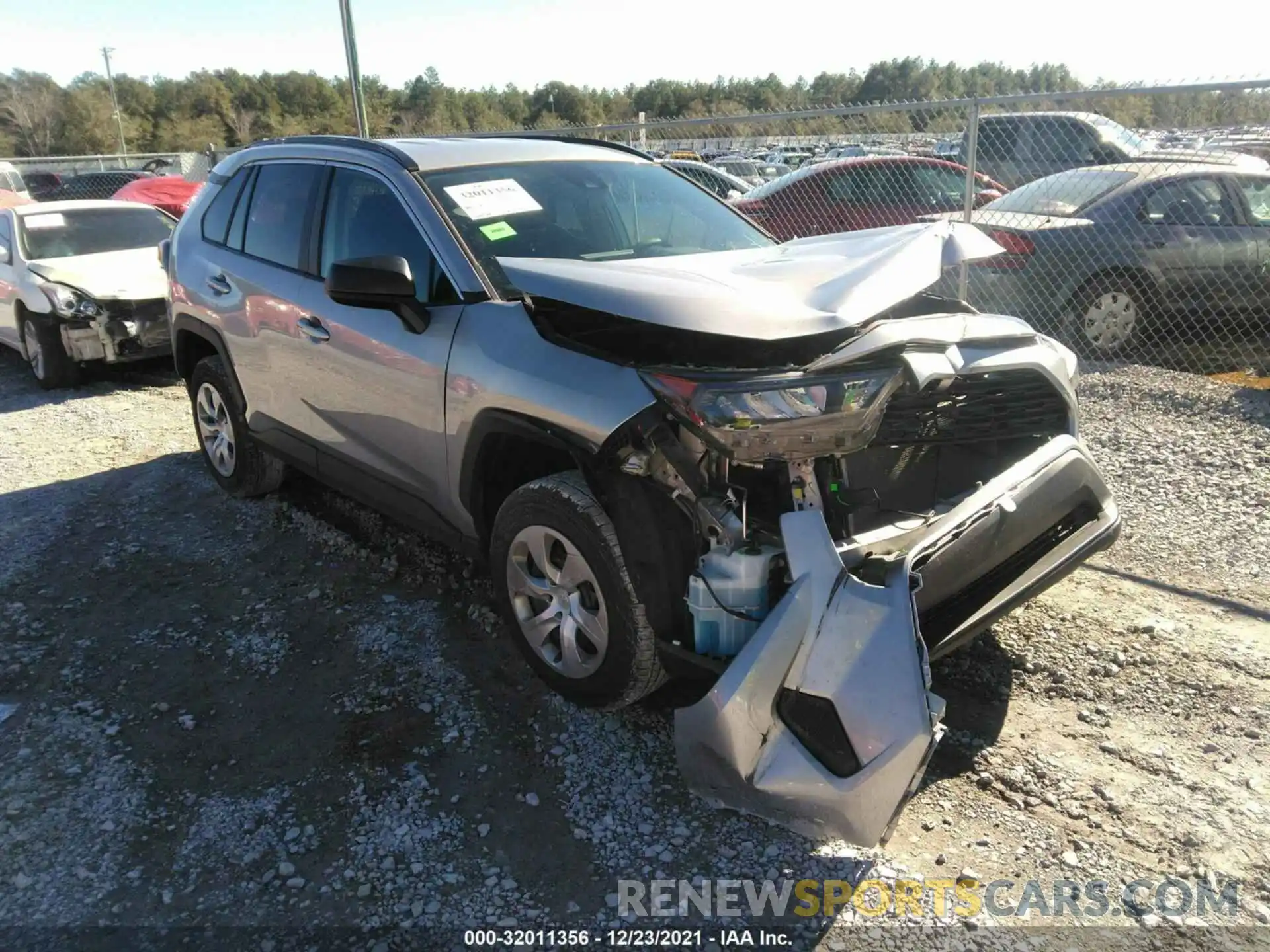 1 Photograph of a damaged car 2T3H1RFV3LC065434 TOYOTA RAV4 2020