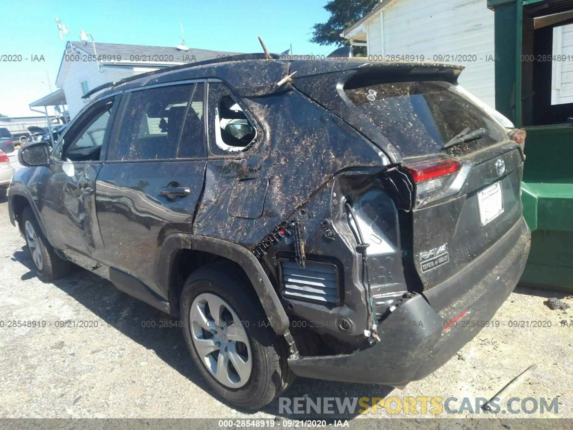 3 Photograph of a damaged car 2T3H1RFV3LC068172 TOYOTA RAV4 2020