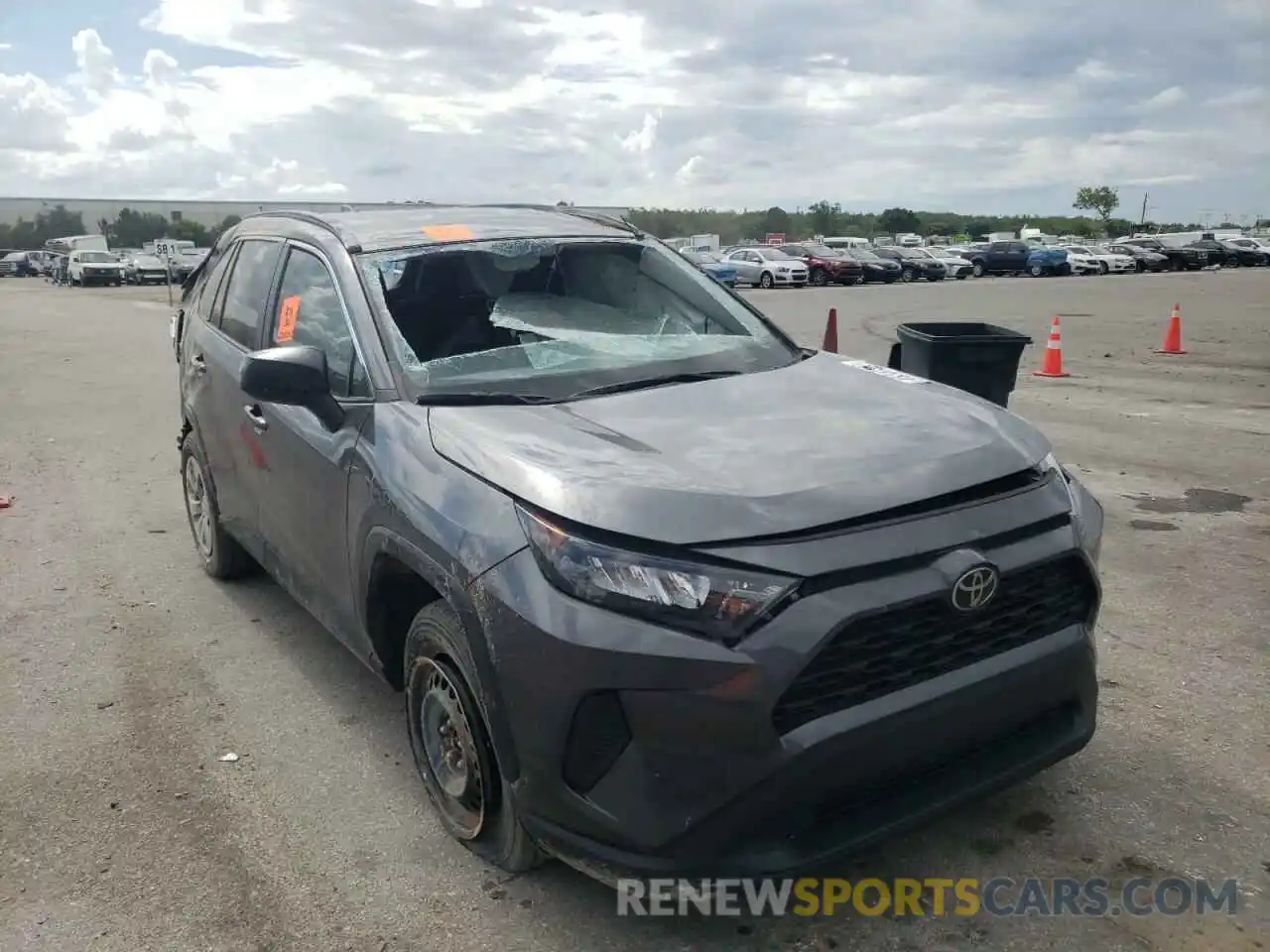 1 Photograph of a damaged car 2T3H1RFV3LC075591 TOYOTA RAV4 2020