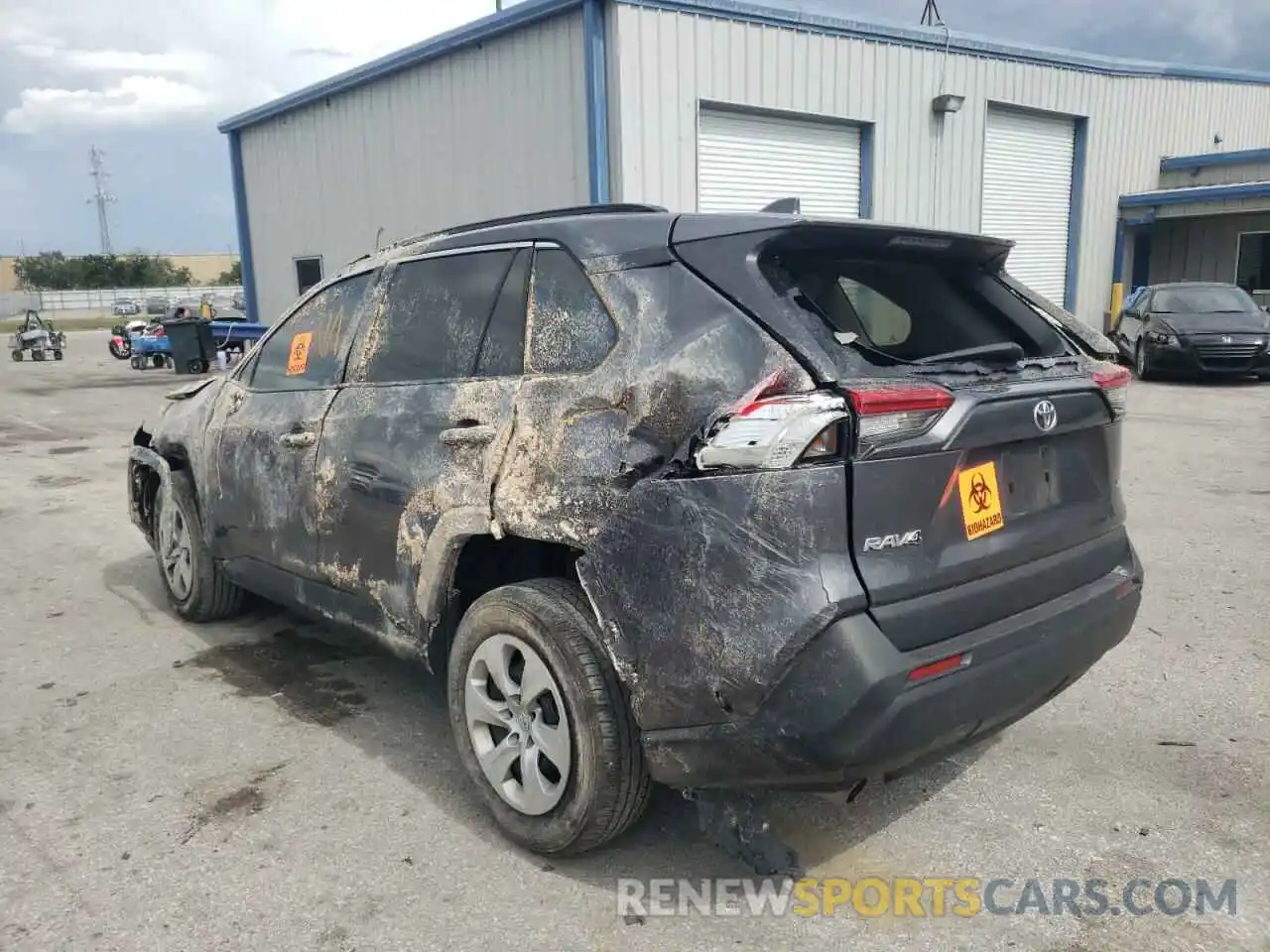 3 Photograph of a damaged car 2T3H1RFV3LC075591 TOYOTA RAV4 2020