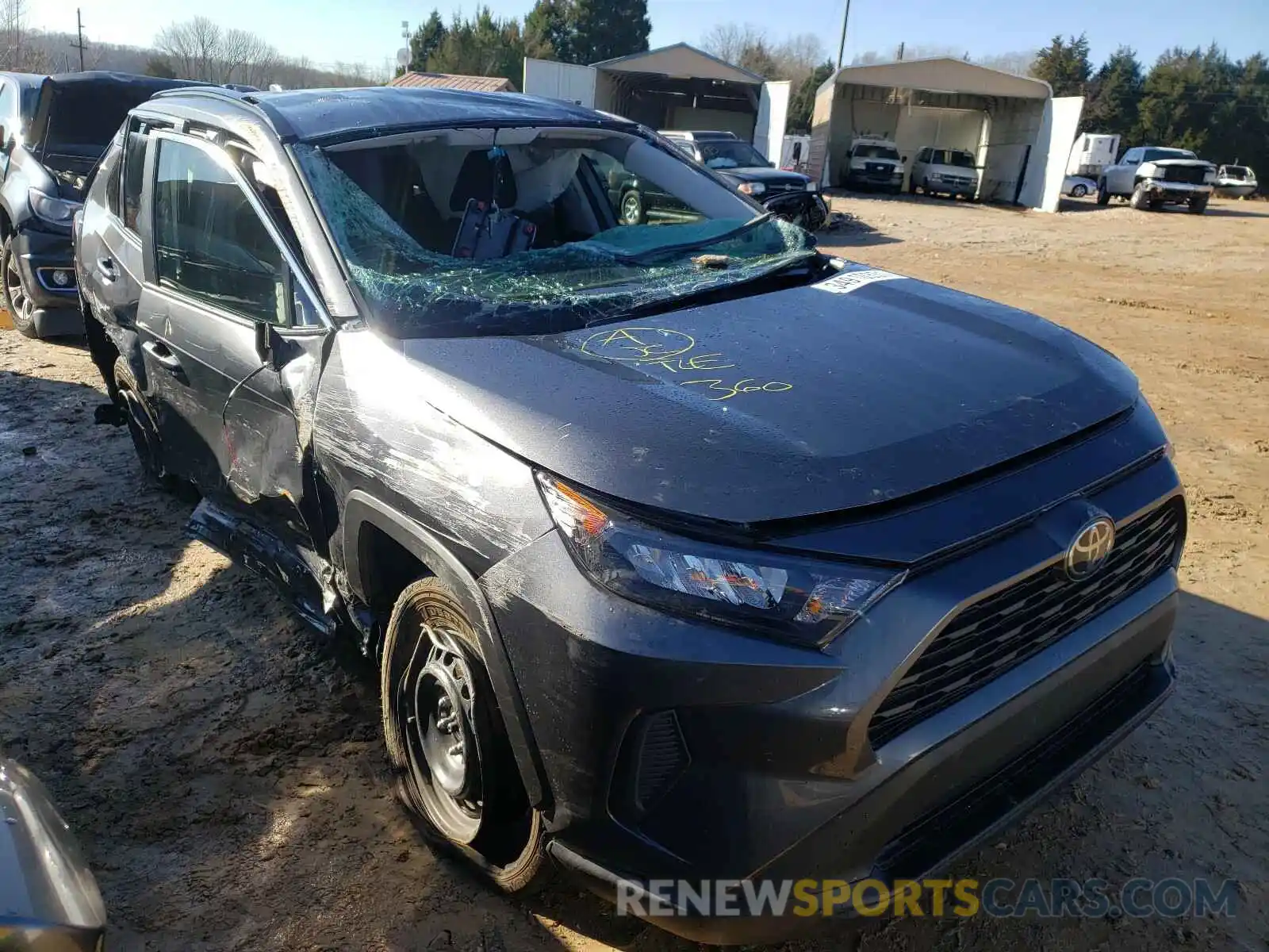 1 Photograph of a damaged car 2T3H1RFV3LC083755 TOYOTA RAV4 2020