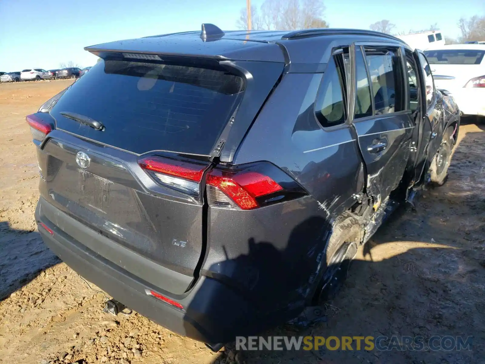 4 Photograph of a damaged car 2T3H1RFV3LC083755 TOYOTA RAV4 2020