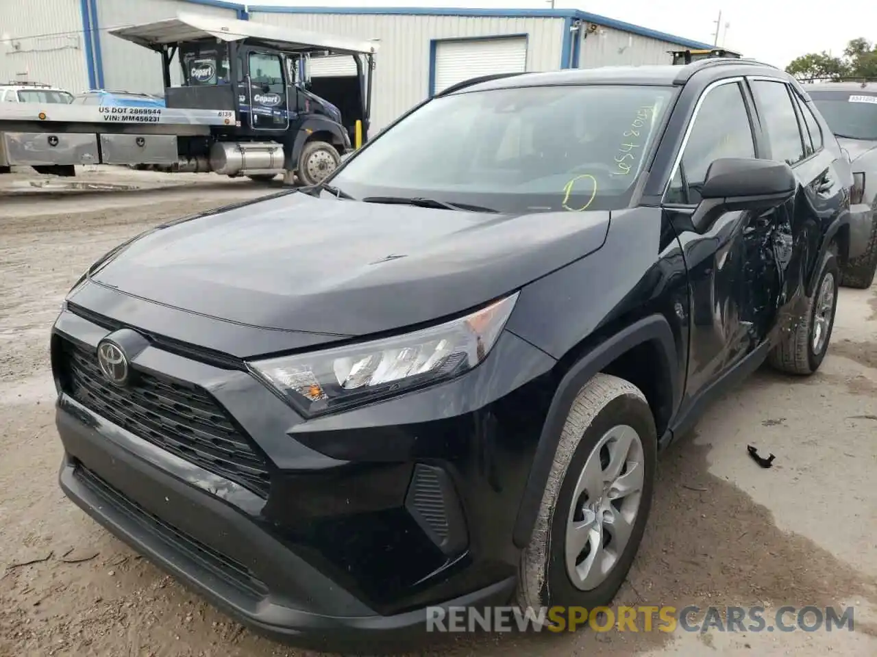 2 Photograph of a damaged car 2T3H1RFV3LW060944 TOYOTA RAV4 2020