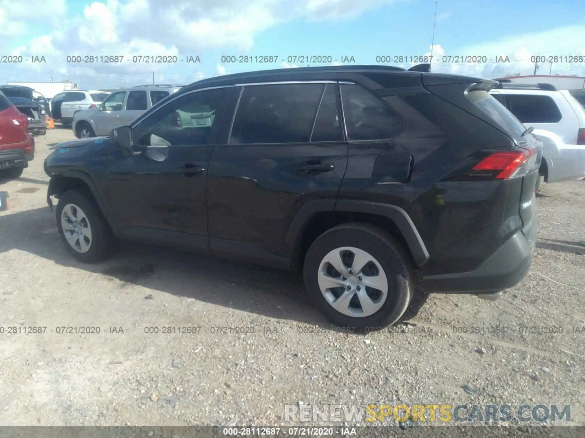 3 Photograph of a damaged car 2T3H1RFV3LW074505 TOYOTA RAV4 2020