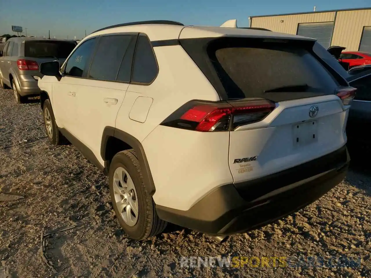 3 Photograph of a damaged car 2T3H1RFV3LW075573 TOYOTA RAV4 2020