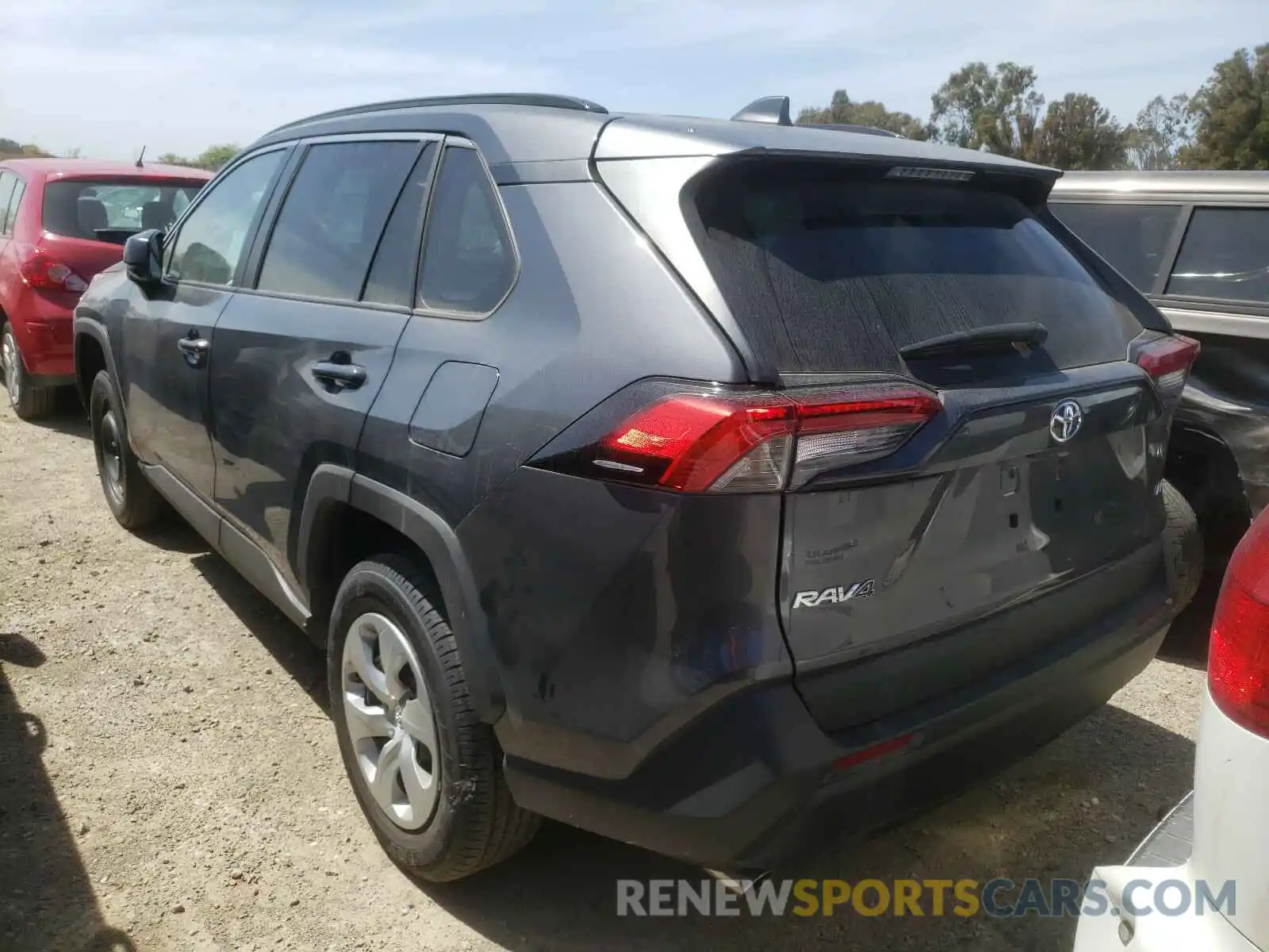 3 Photograph of a damaged car 2T3H1RFV3LW076139 TOYOTA RAV4 2020