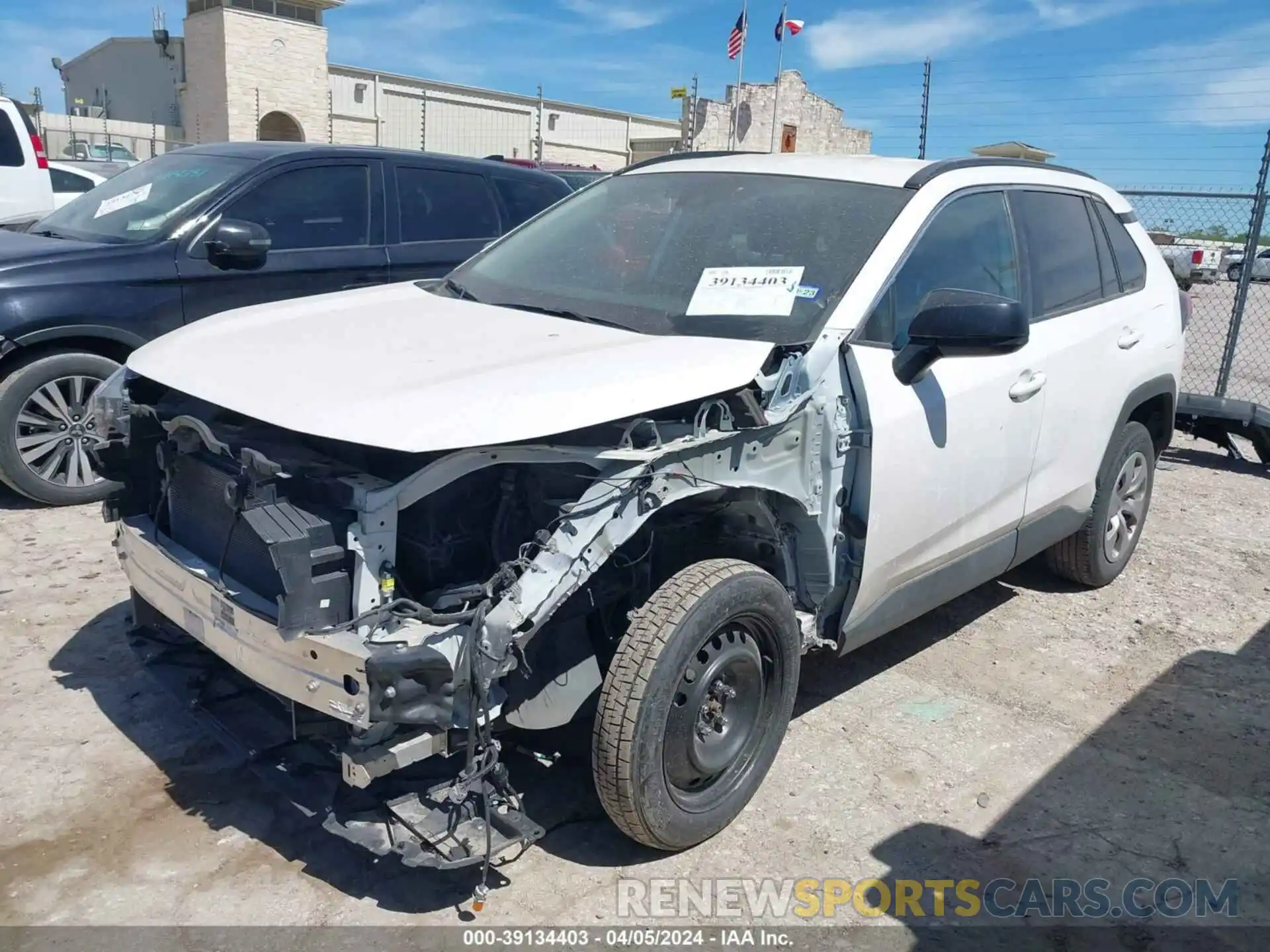 2 Photograph of a damaged car 2T3H1RFV3LW086704 TOYOTA RAV4 2020