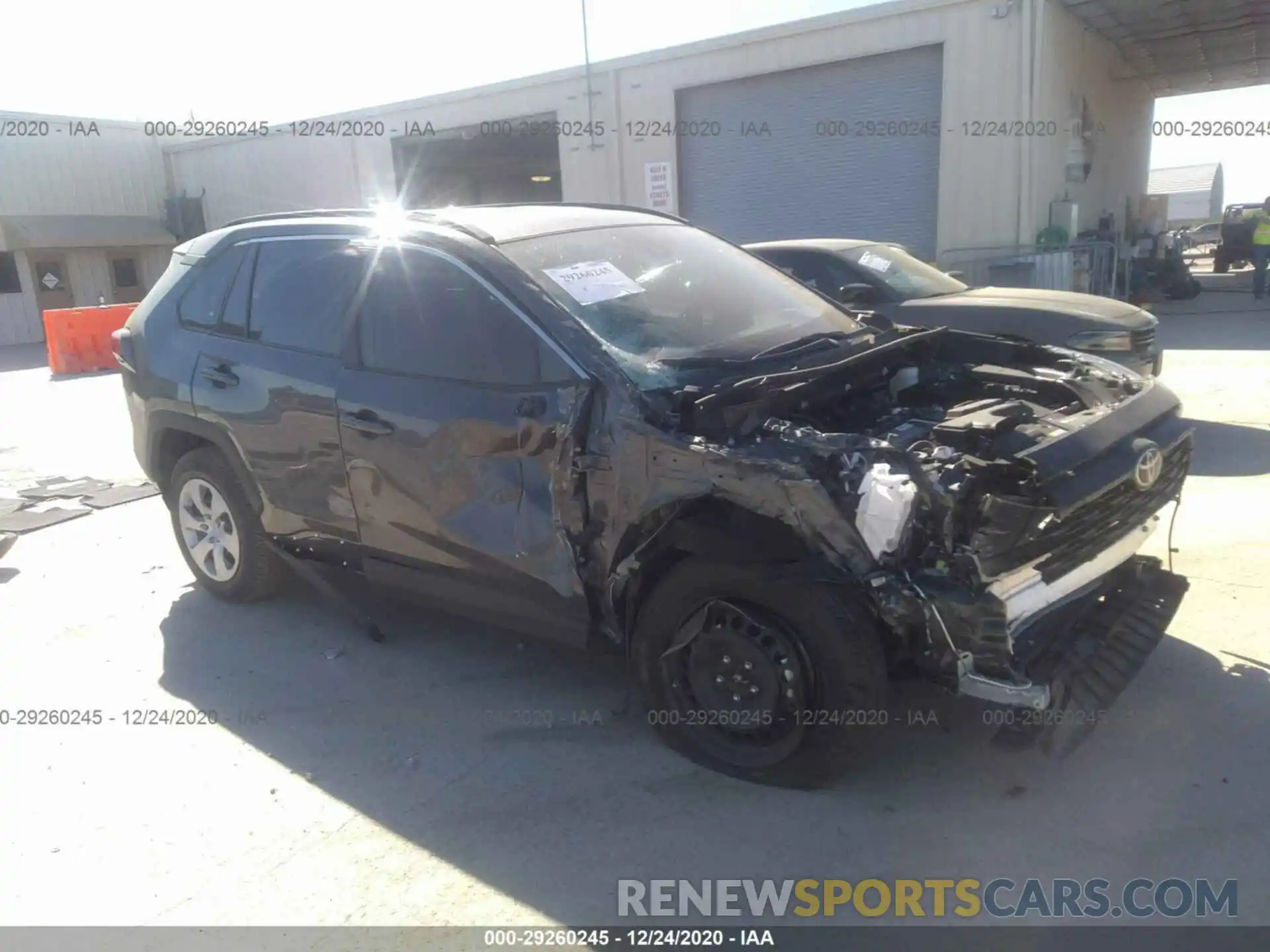 1 Photograph of a damaged car 2T3H1RFV3LW095399 TOYOTA RAV4 2020